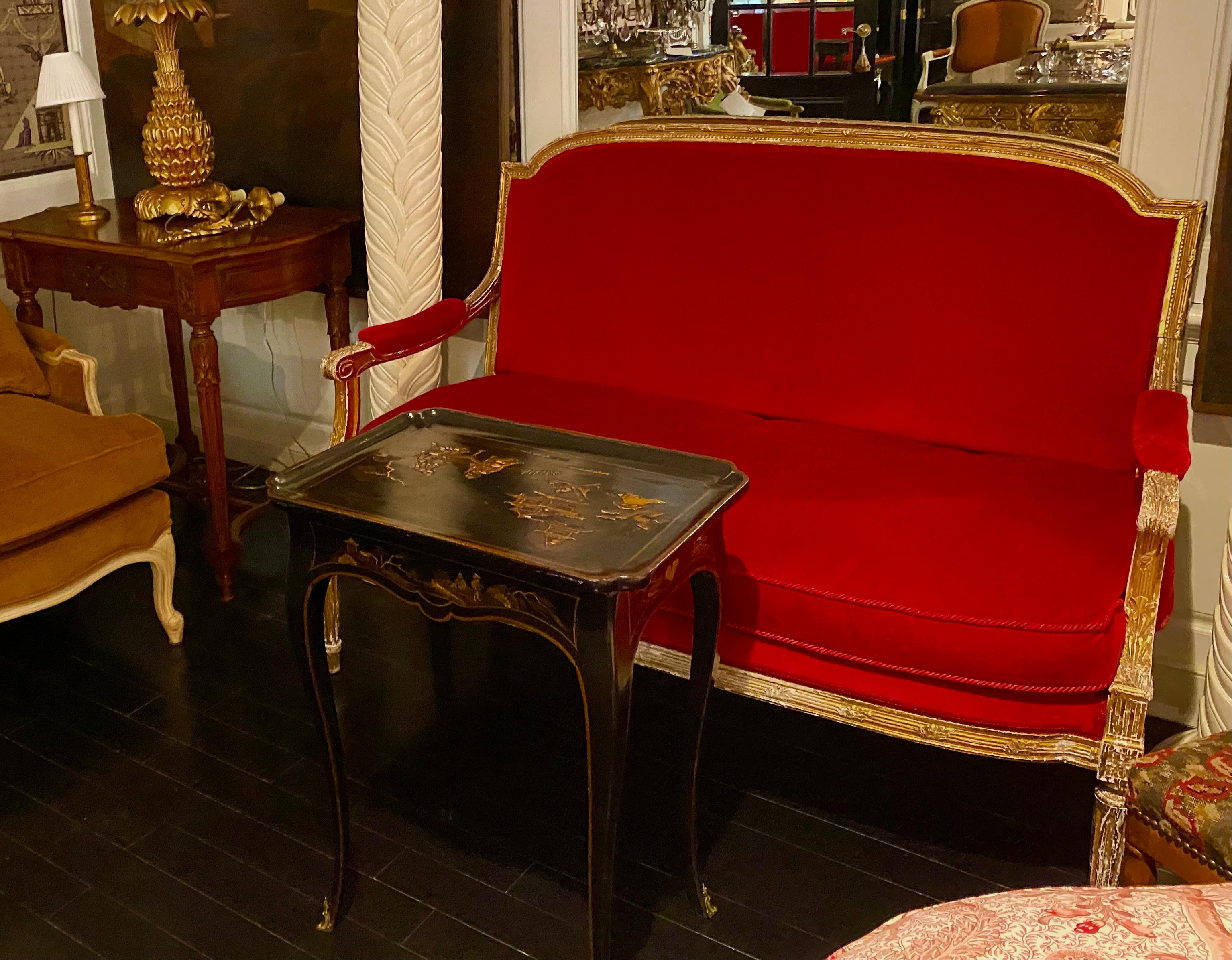 Laqué Table à plateau Louis XV française en laque noire et dorée de Coromandel, 18ème siècle en vente
