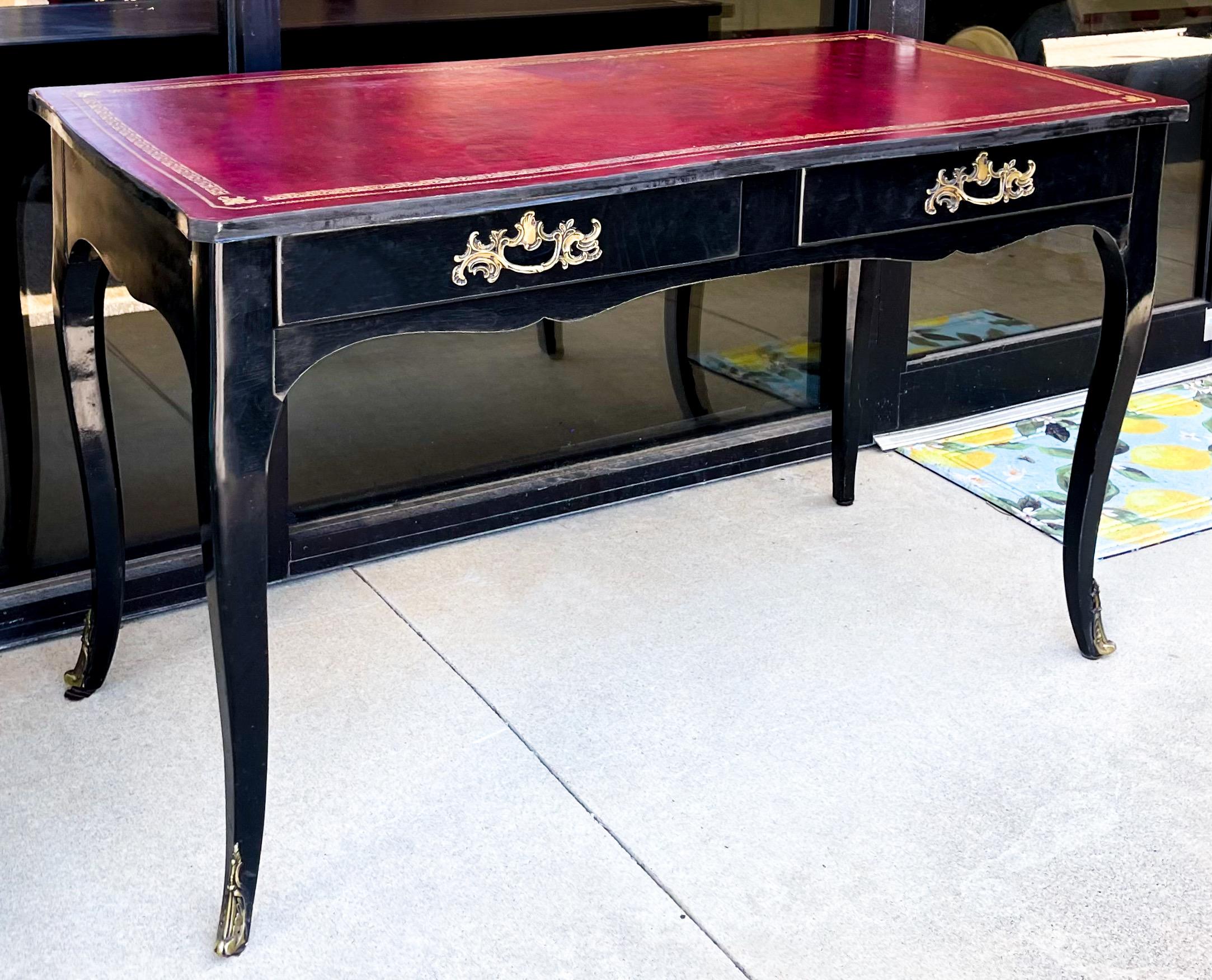 French Louis XV Black Lacquered Desk with Red Leather Top by Bodart 1