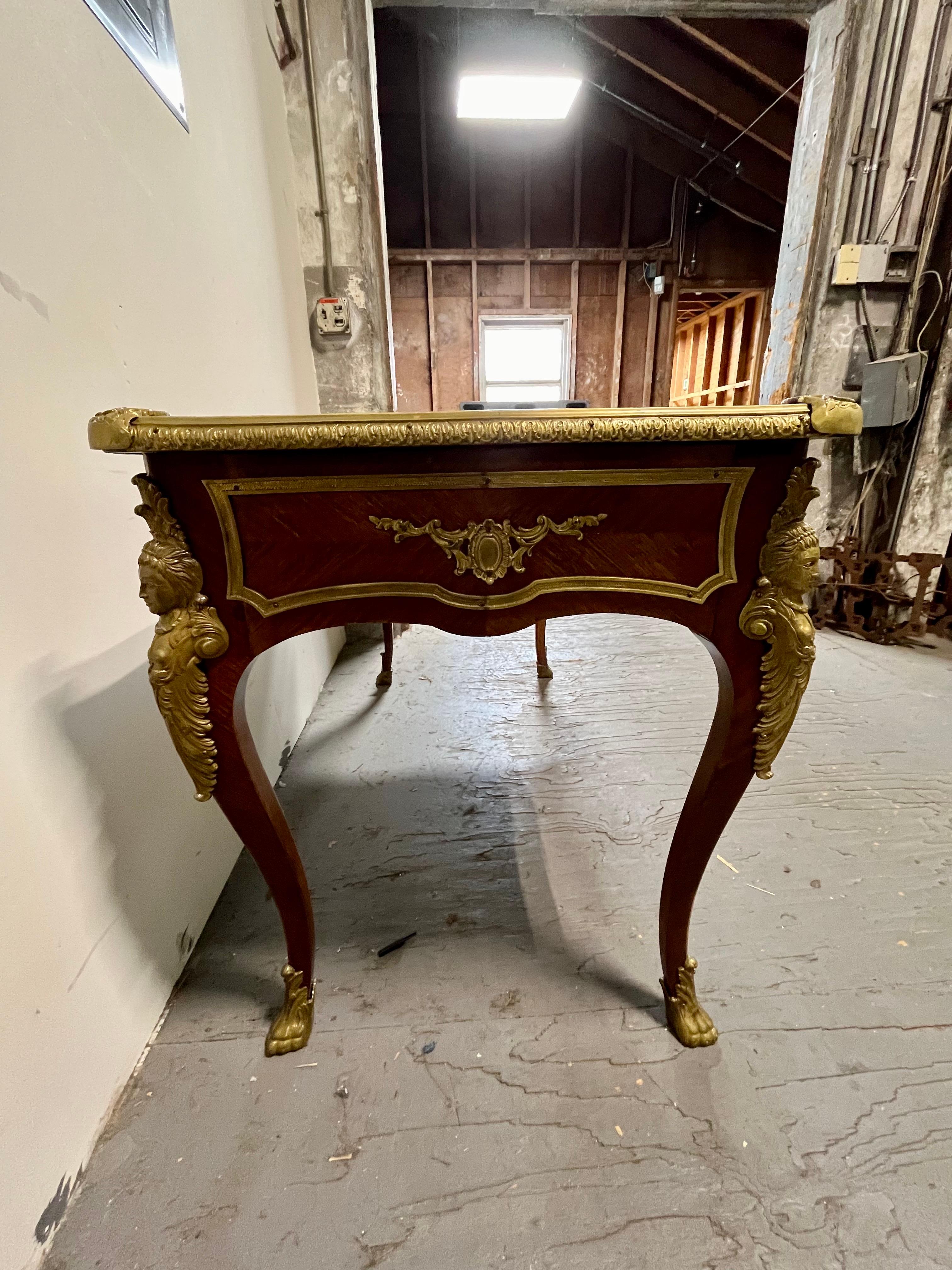 French Louis XV Bureau Plat Leather Top Desk With Mounted Bronze Ormolu For Sale 2