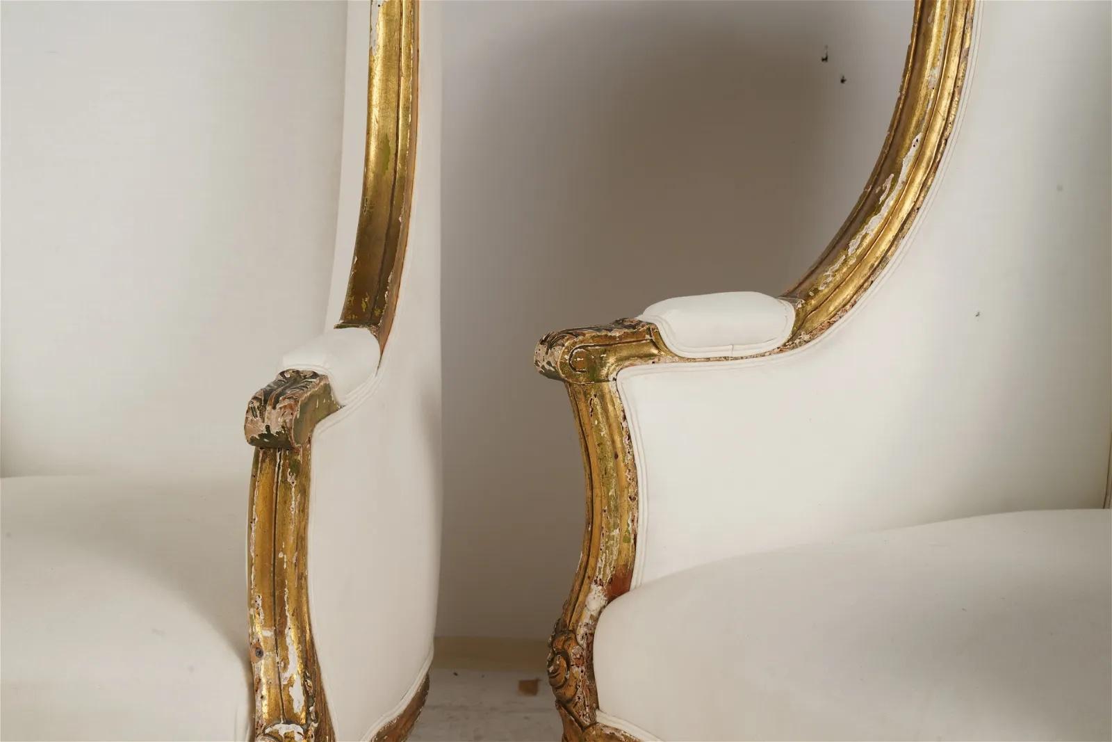 Bergères françaises Louis XV à haut dossier en bois doré sculpté, vers 1850 en vente 1