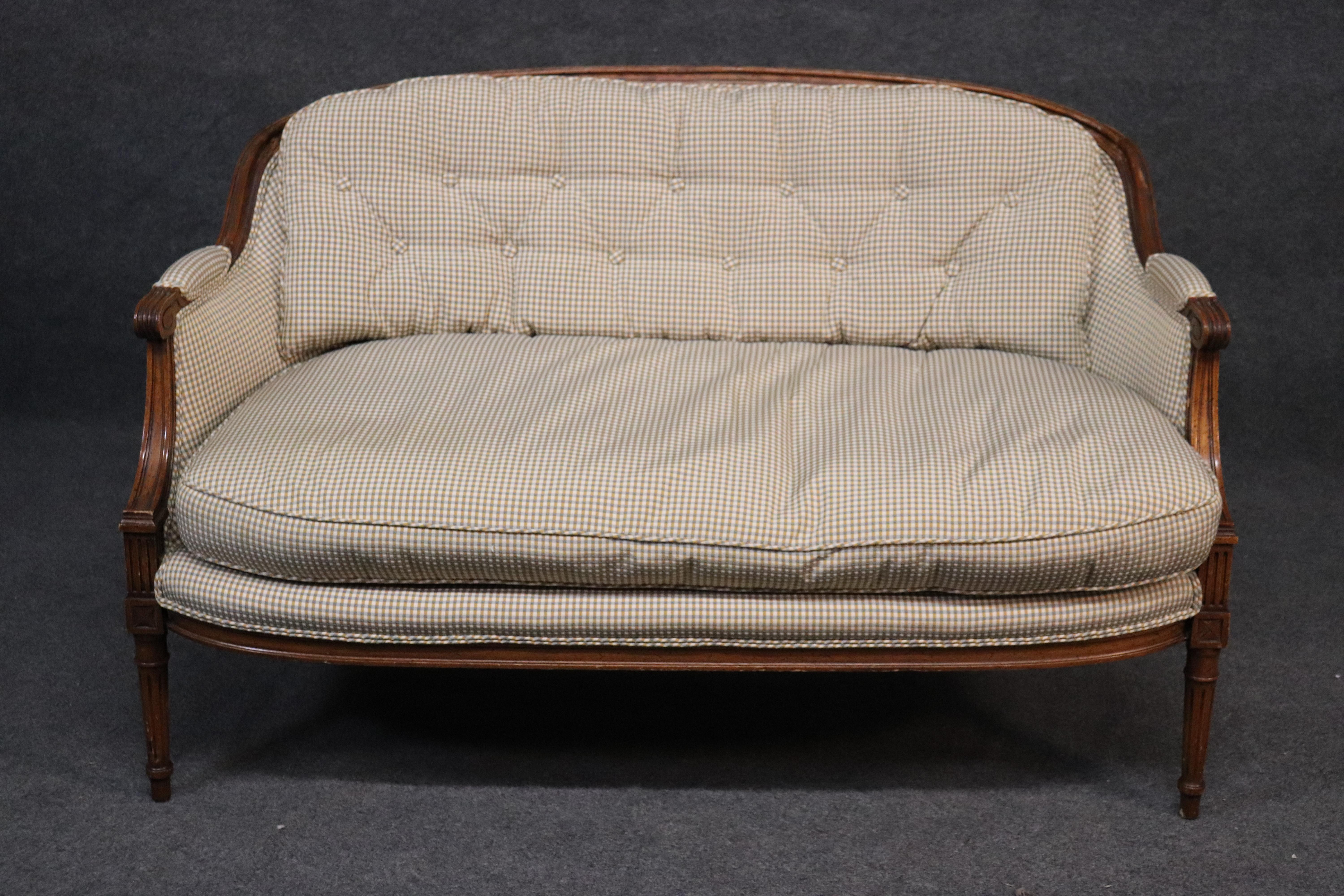 This is a gorgeous and very clean settee that has a beautiful pair of matching pillows. The settee is from the 1960s and is American made. The settee measures 52 wide x 30 deep x 32 tall and the seat height is 20 inches.