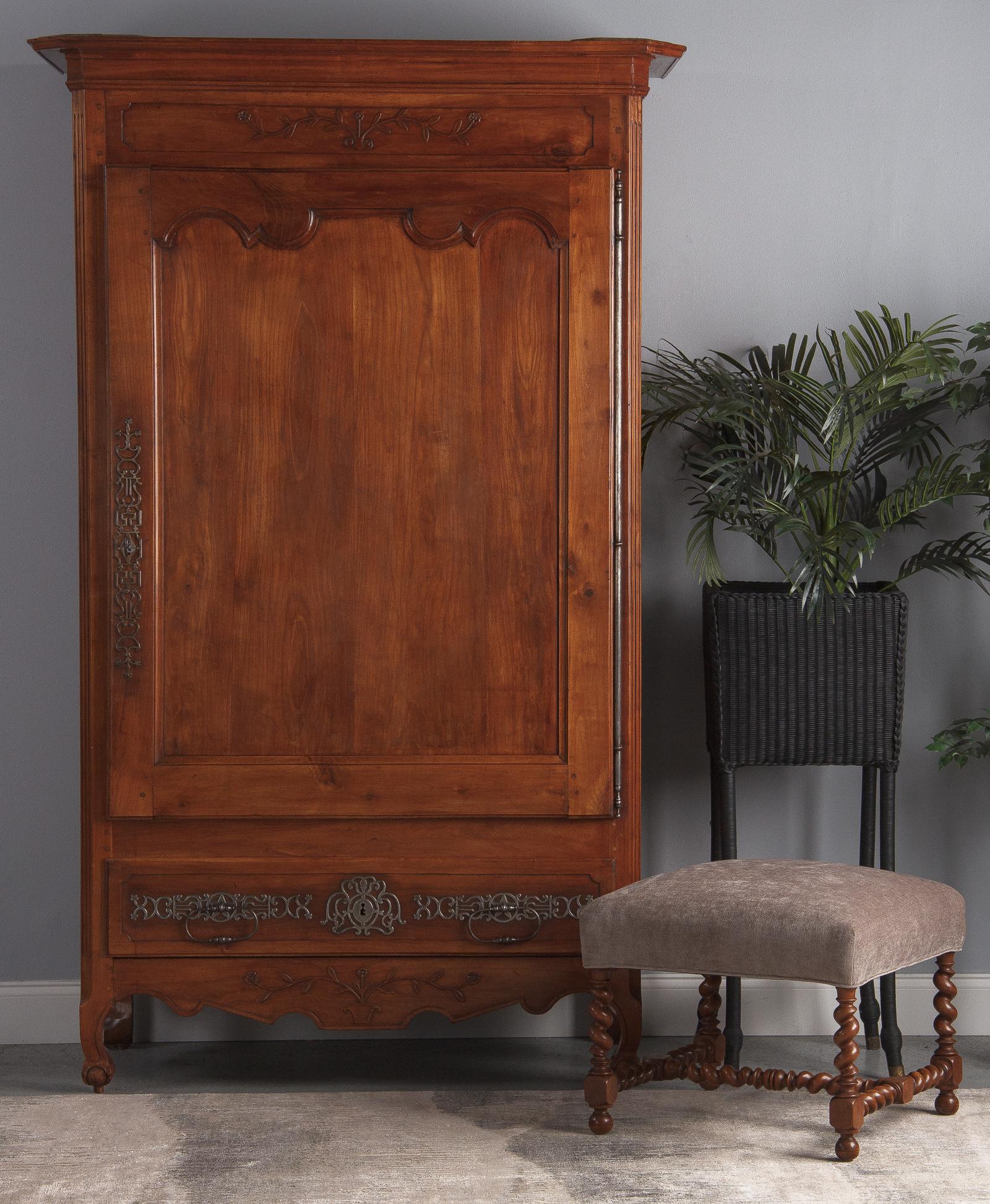 French Louis XV Cherrywood Bonnetiere Armoire, 18th Century 3