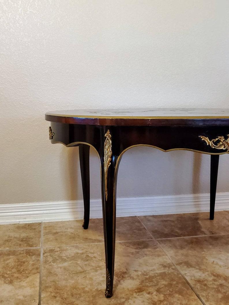 French Louis XV Chinoiserie Coffee Table, Attributed to Escalier de Cristal In Good Condition For Sale In Forney, TX