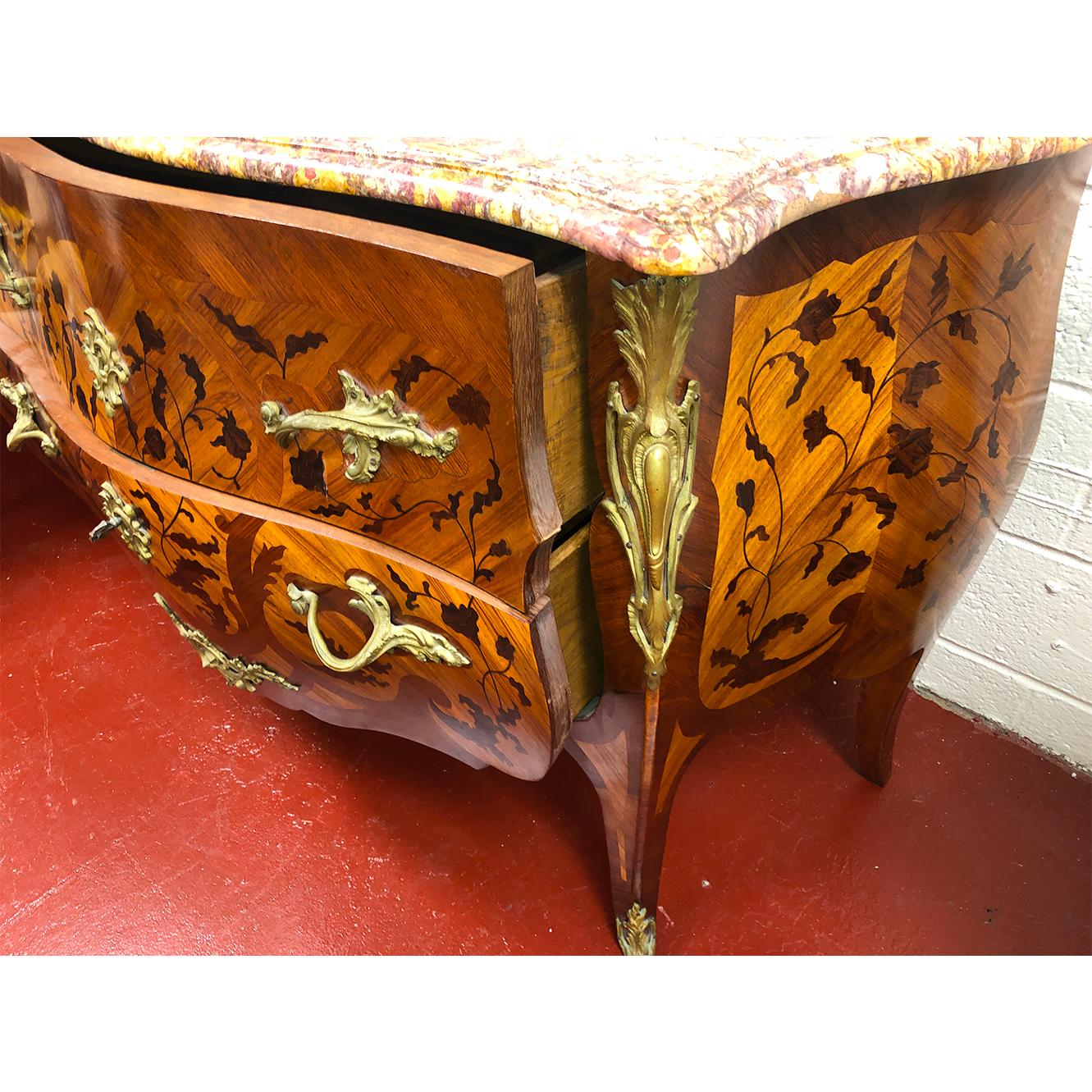 French Louis XV Commode 3