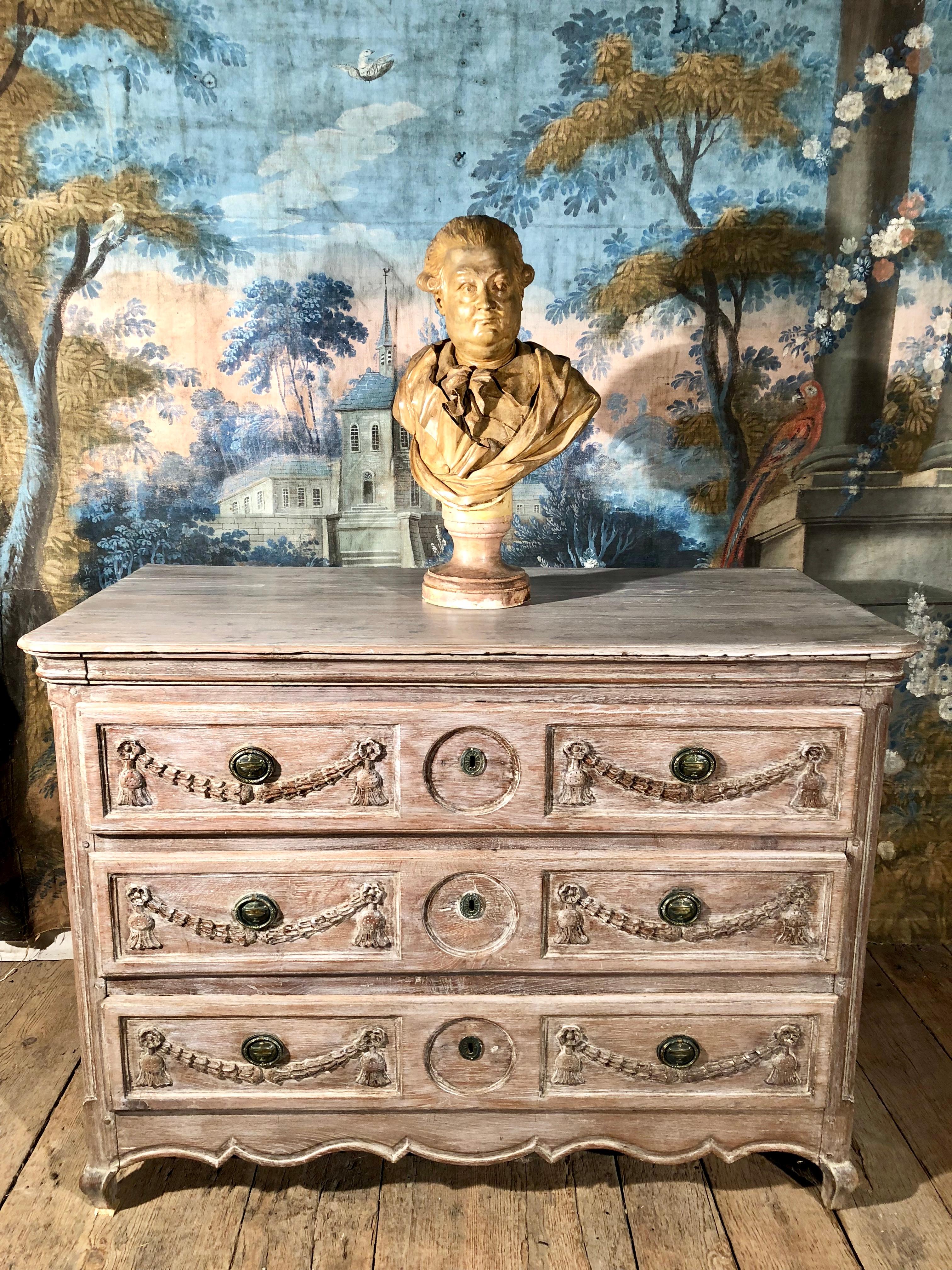 French Louis XV Commode in Bleached Oak 10