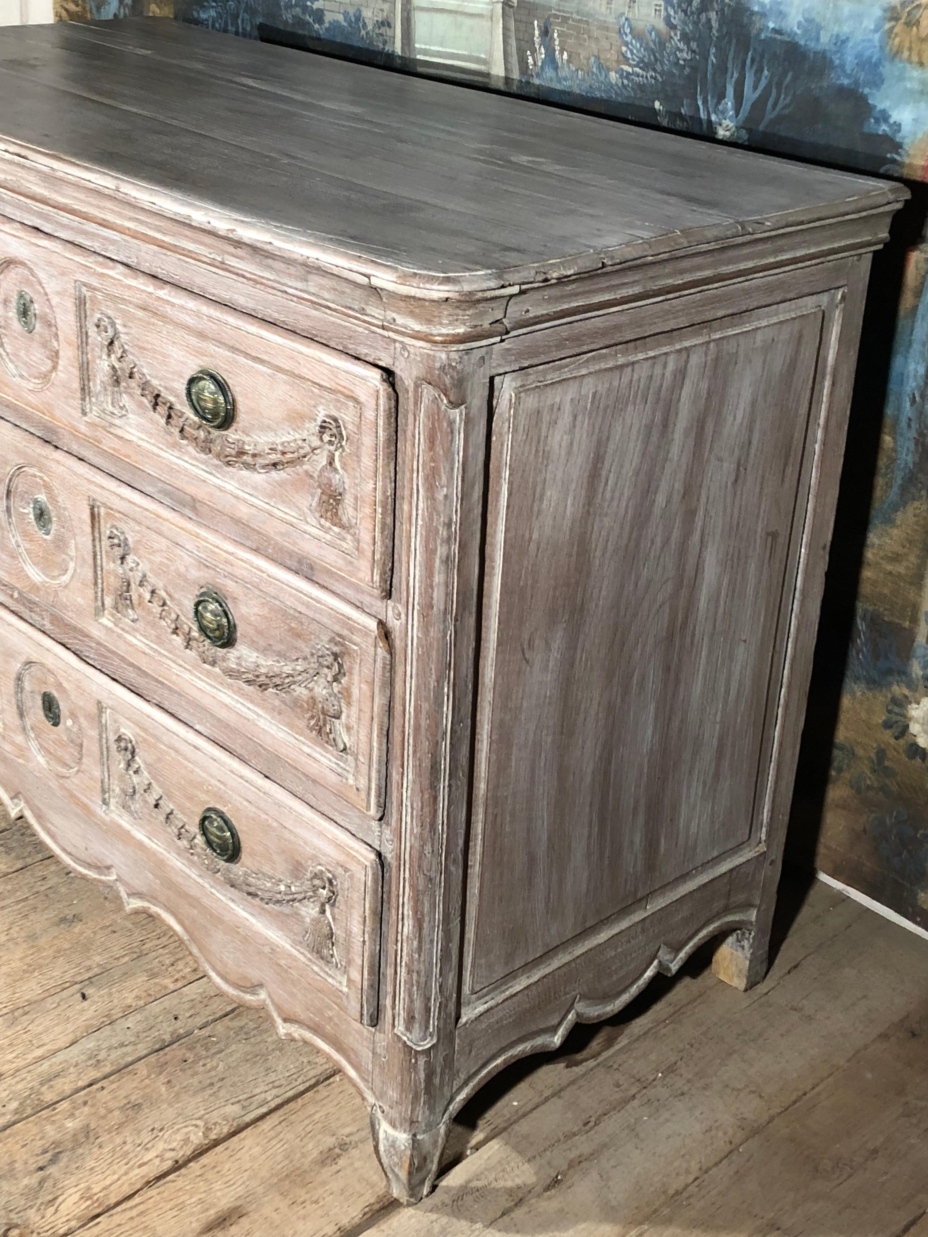French Louis XV Commode in Bleached Oak 1
