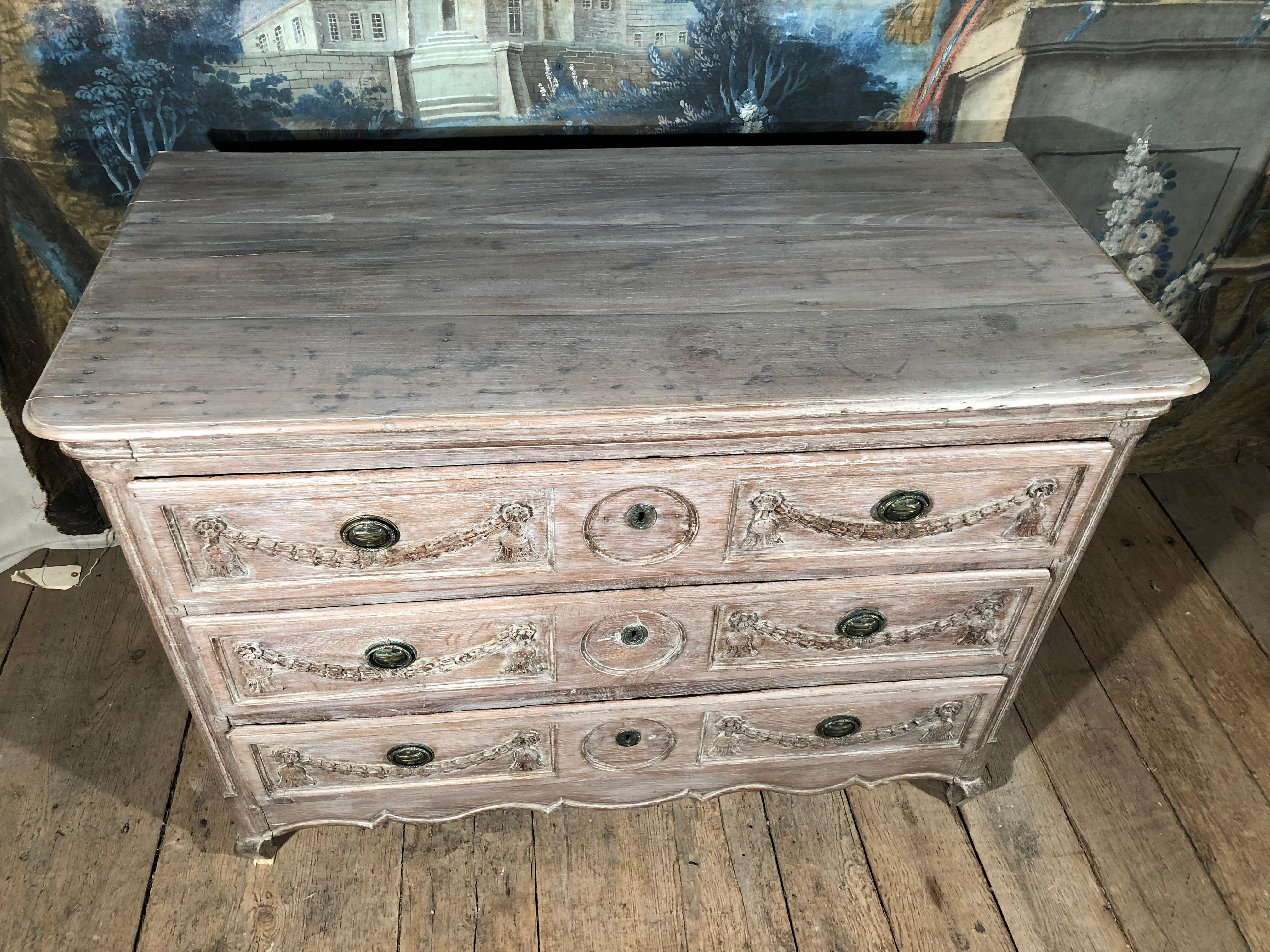 French Louis XV Commode in Bleached Oak 4