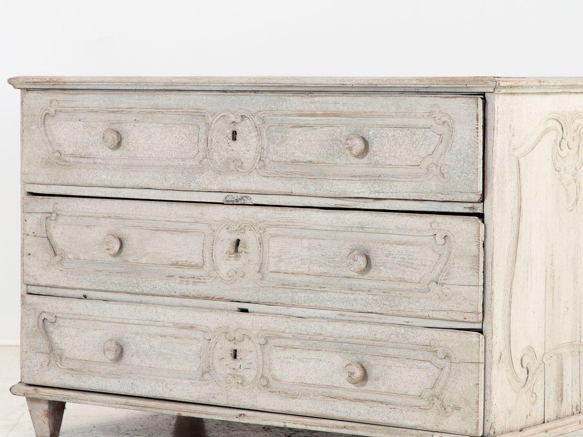 French Louis XV Commode Later Gray Paint, 19th Century In Good Condition For Sale In South Salem, NY
