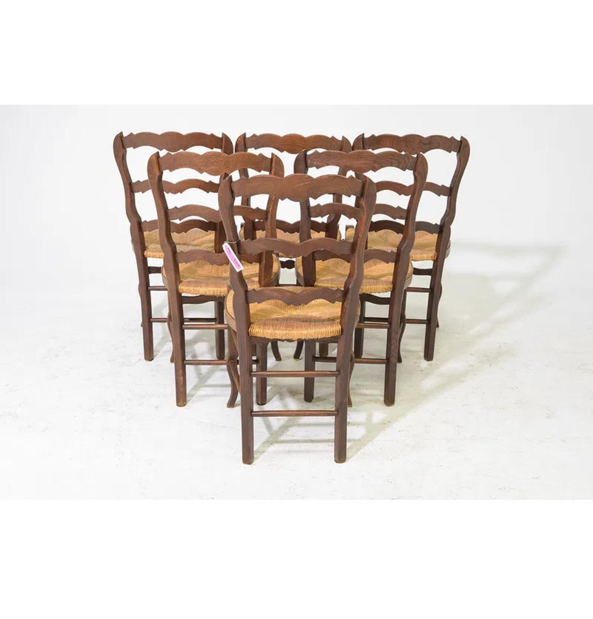 Juego de 6 Sillas de Comedor de Roble de Estilo Francés Luis XV / Country French Rush en venta