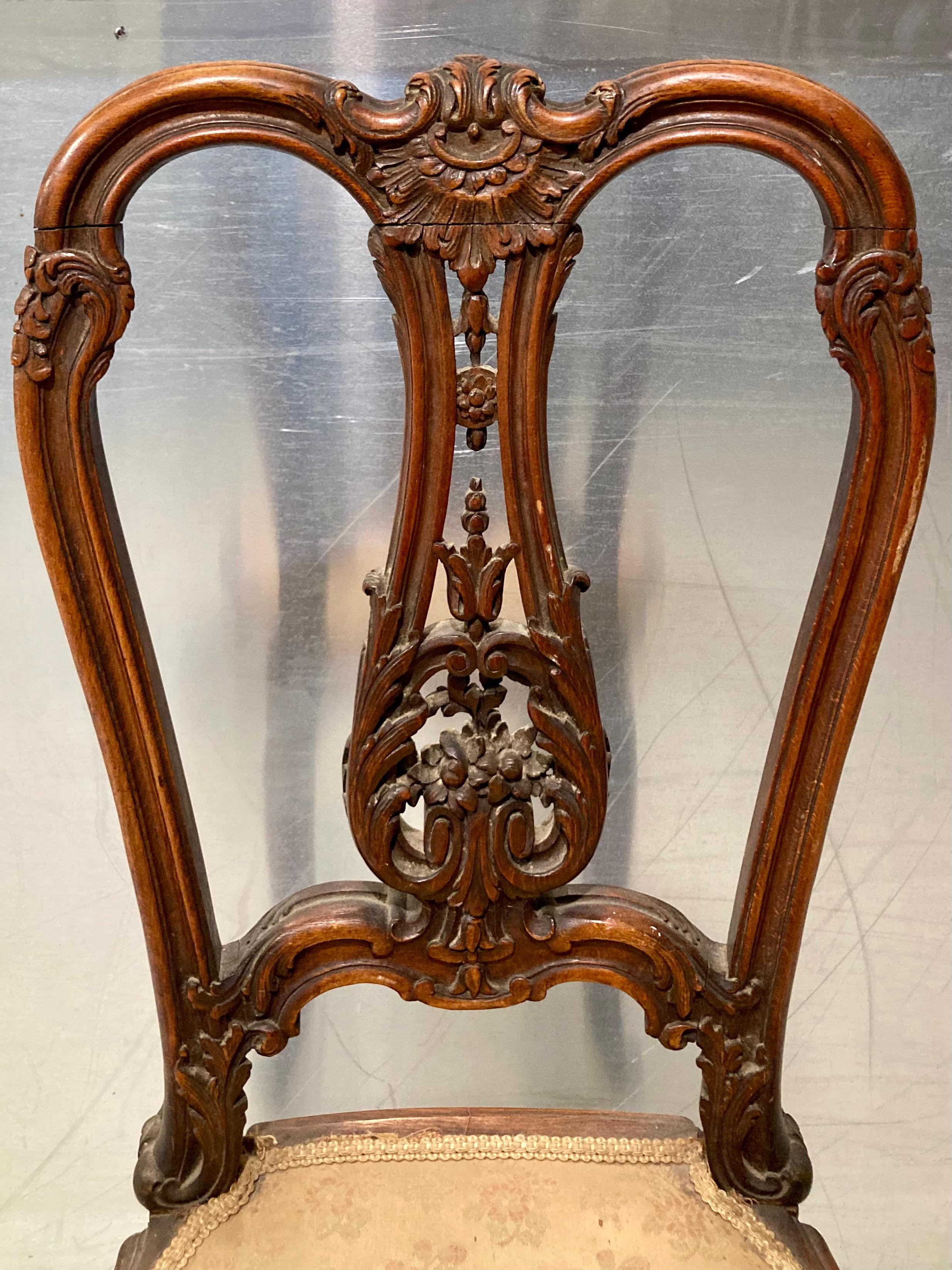 Bois Chaise de bureau française Louis XV en vente