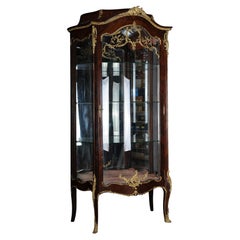 French Louis XV Display Cabinet with Gilt Bronze, Napoleon III, Paris French Louis XV Display Cabinet with Gilt Bronze, Napoleon III, Paris