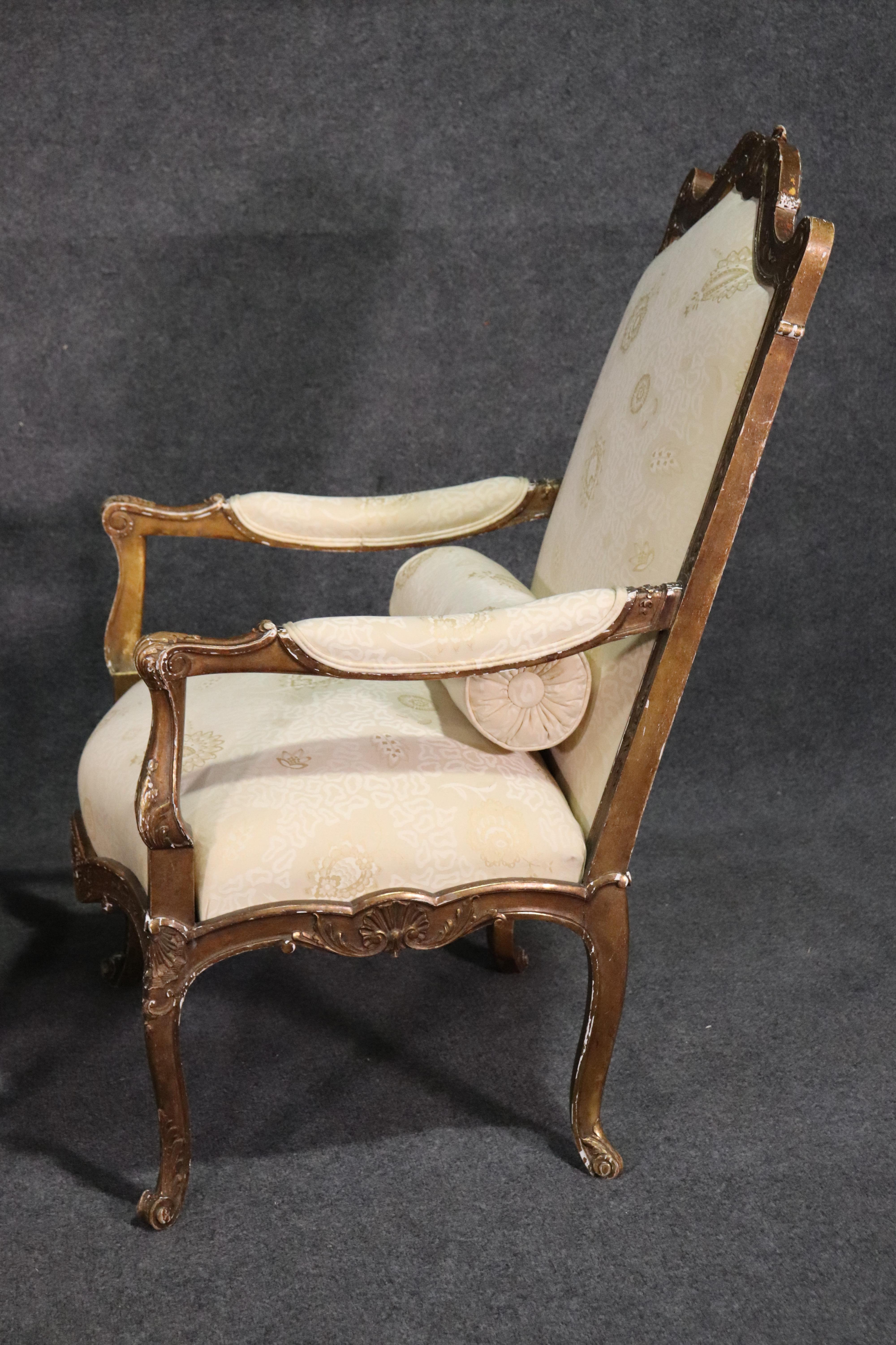 French Louis XV Distressed Painted Armchairs Fautueills, circa 1920s For Sale 10