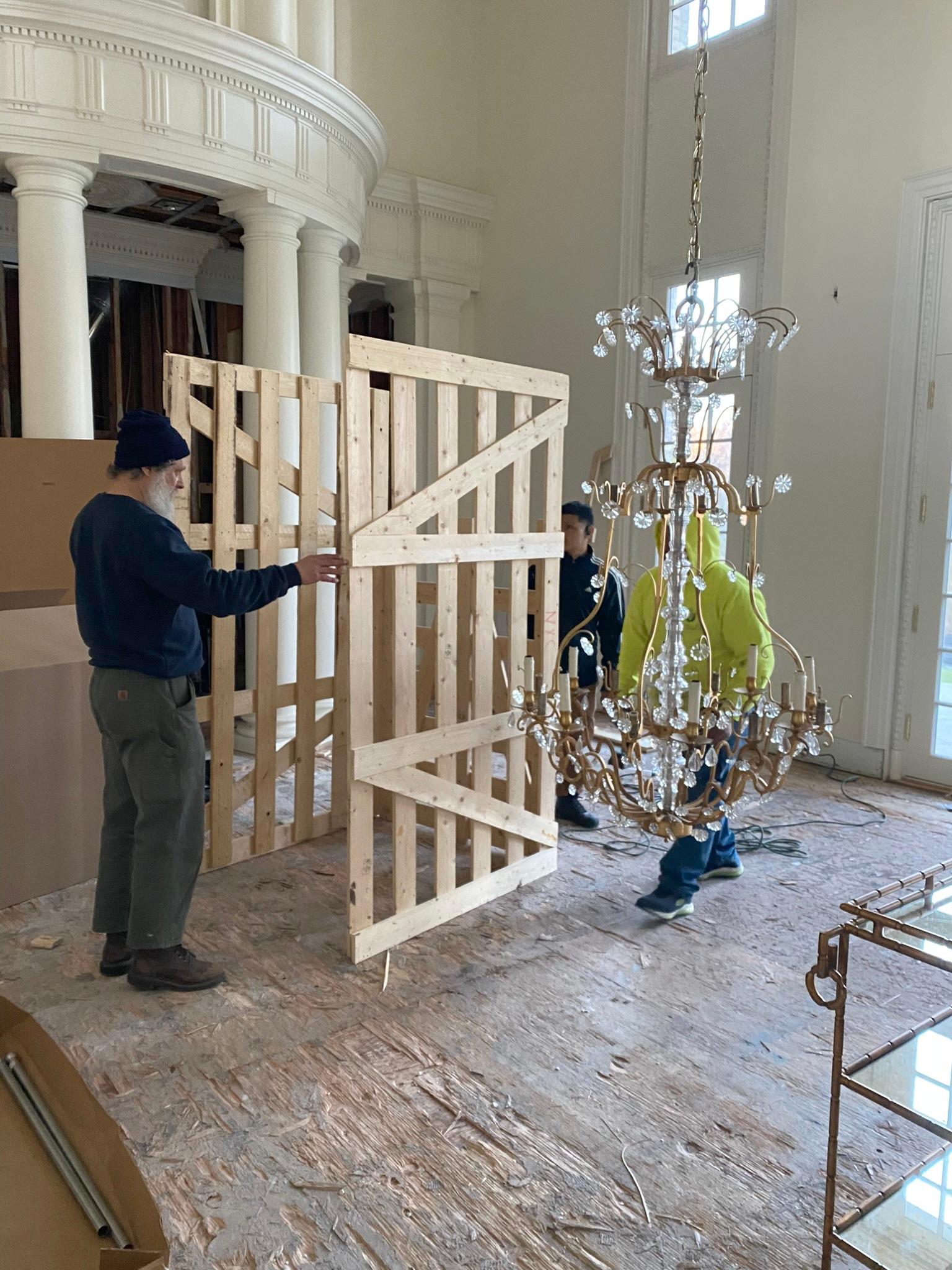 Lampadario francese Luigi XV in bronzo dorato e cristallo a 20 bracci in vendita 9