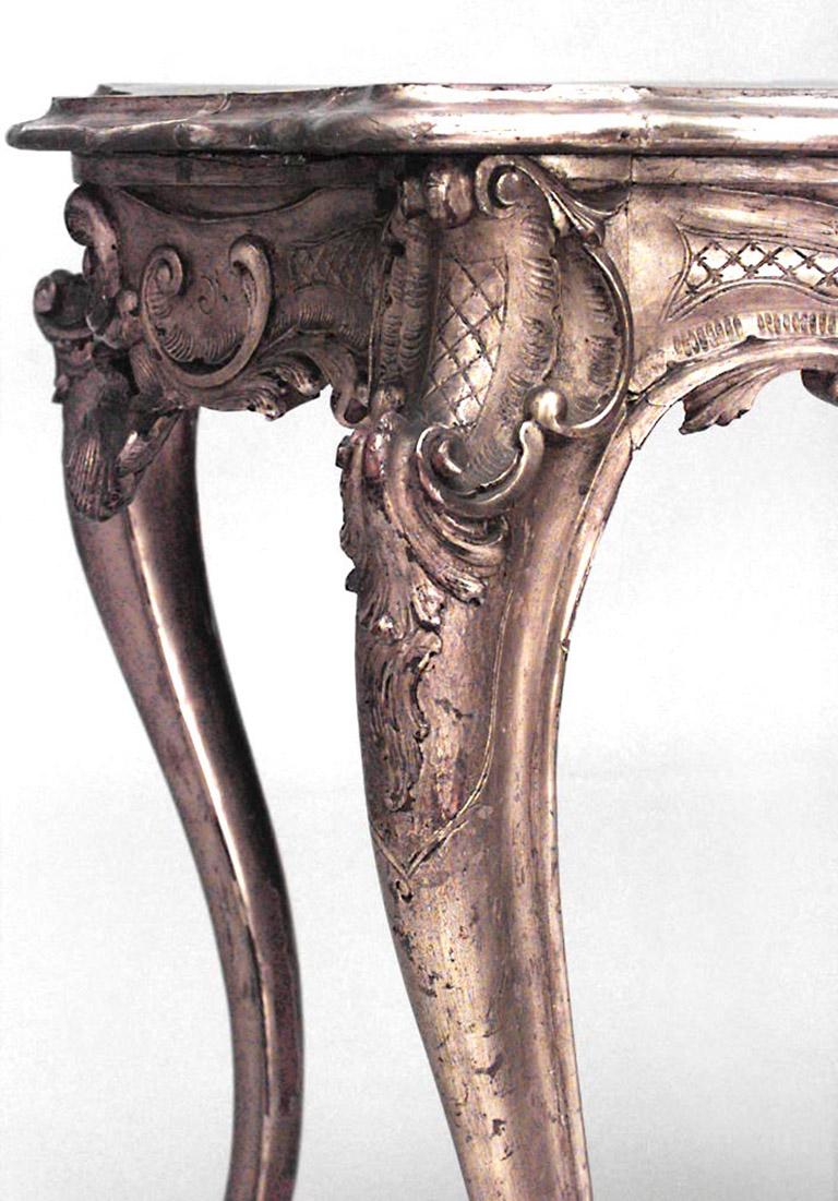 XIXe siècle Table centrale de lyre Louis XV dorée française en vente