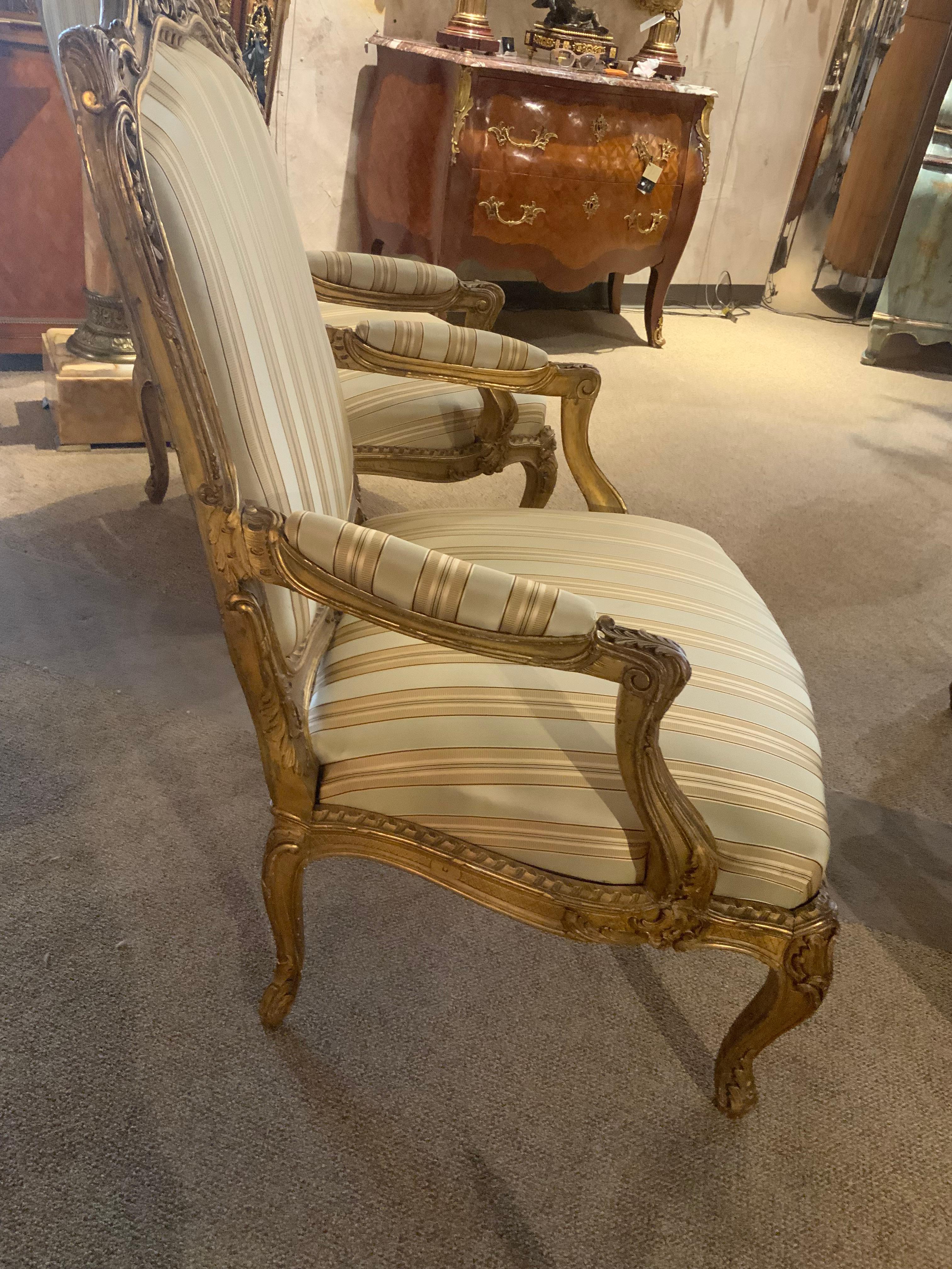 French  louis XV  giltwood arm chairs, 19 th century For Sale 3