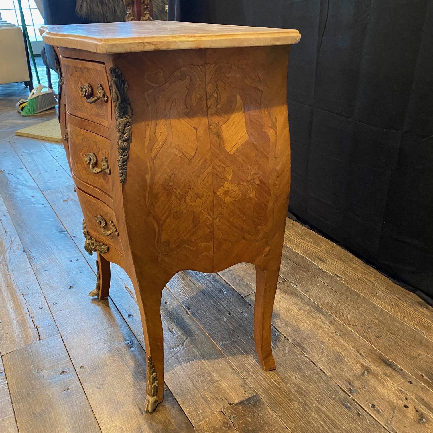 French Louis XV Inlaid Walnut and Fruitwood Petite Commode Night Stand For Sale 6
