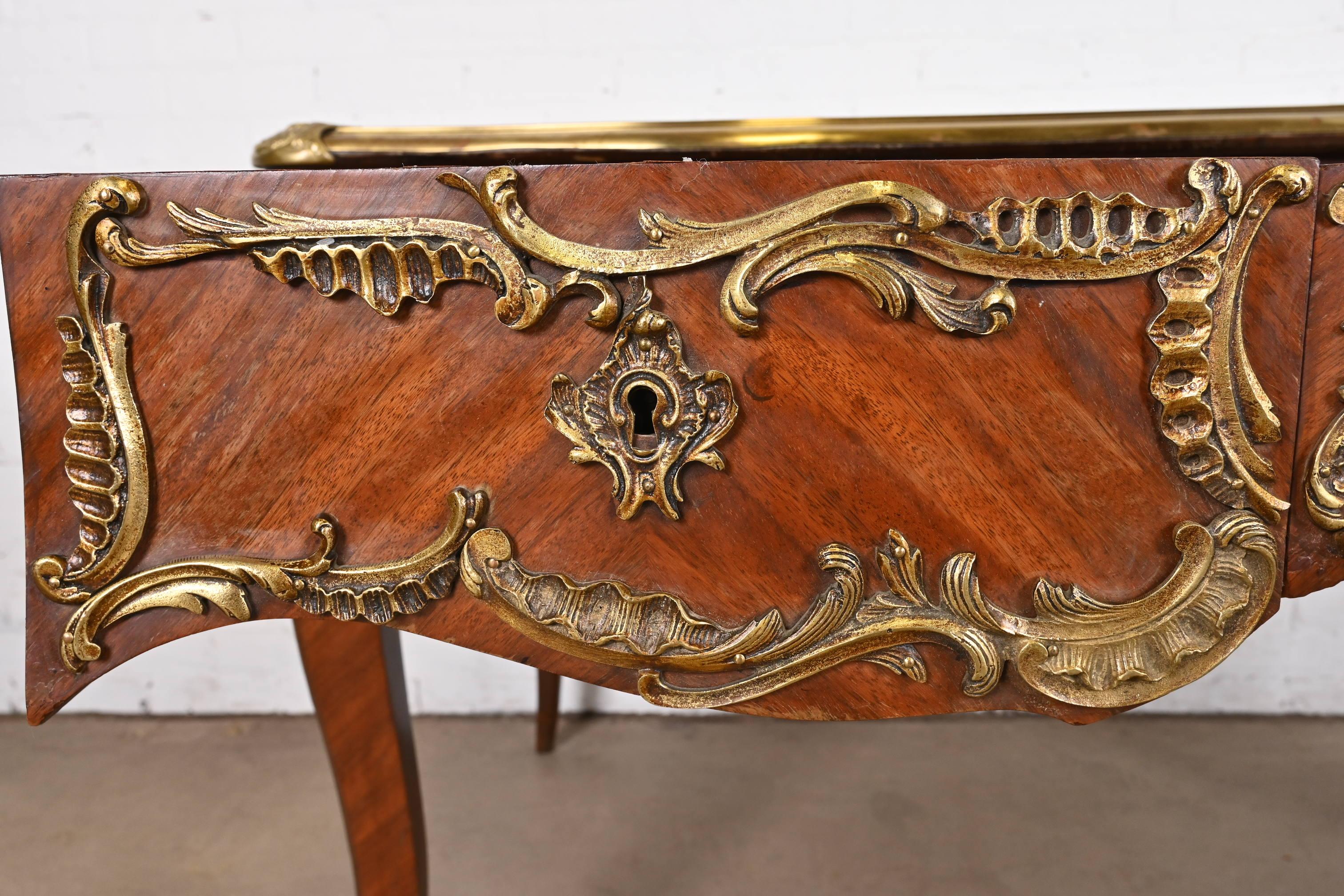 French Louis XV Kingwood Leather Top Bureau Plat Desk With Gilt Bronze Ormolu For Sale 4