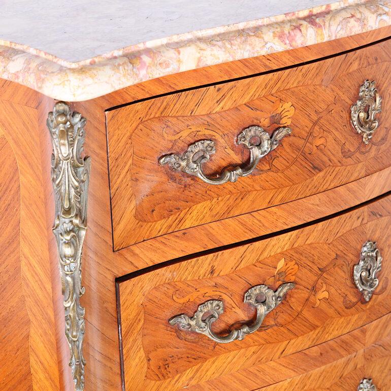 French Louis XV Kingwood Semainier with Marquetry In Good Condition In Vancouver, British Columbia