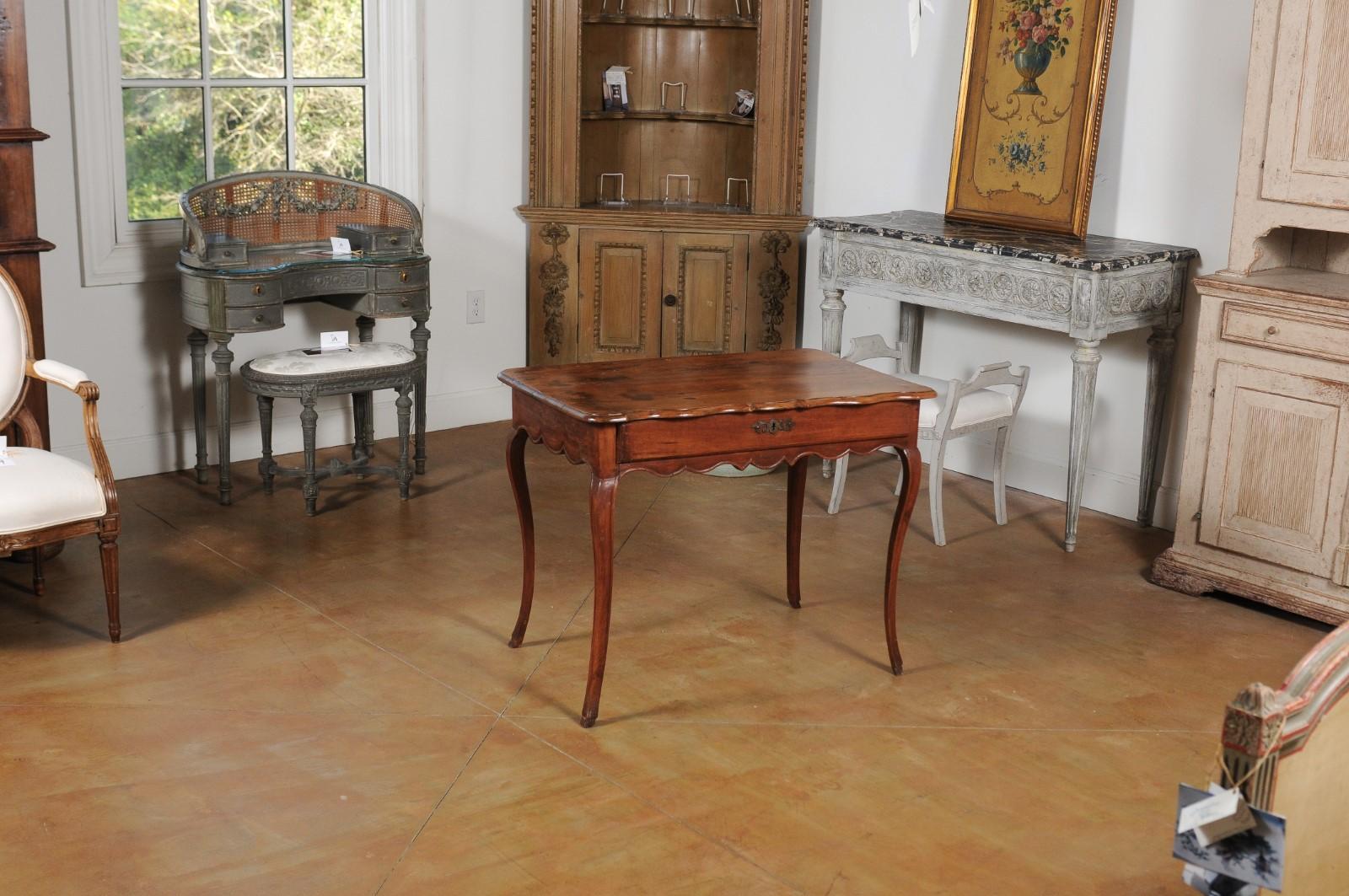 French Louis XV Late 18th Century Cherry Table with Drawer from the Rhône Valley In Good Condition In Atlanta, GA