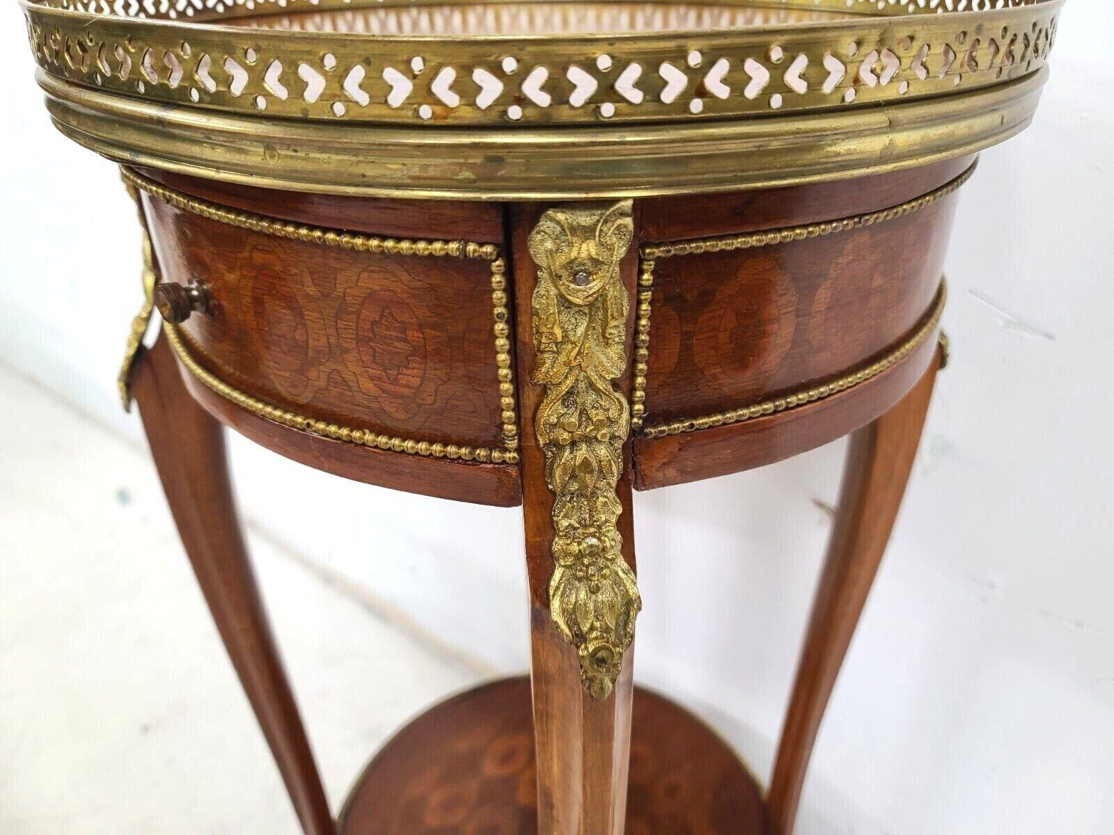French Louis XV Mahogany Ormolu Mounted Petite Lamp Side Table 1