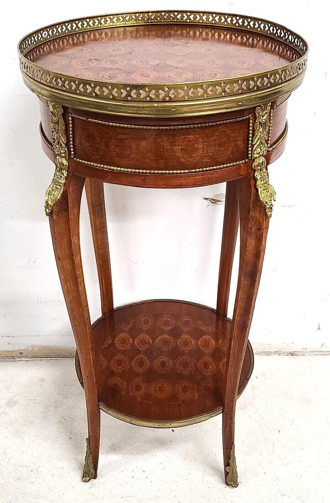 French Louis XV Mahogany Ormolu Mounted Petite Lamp Side Table 4