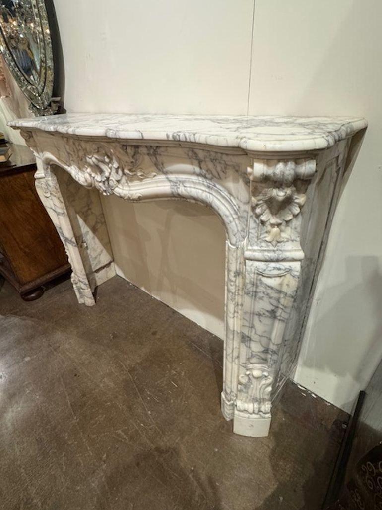 French Louis XV Marble Mantle In Good Condition For Sale In Dallas, TX