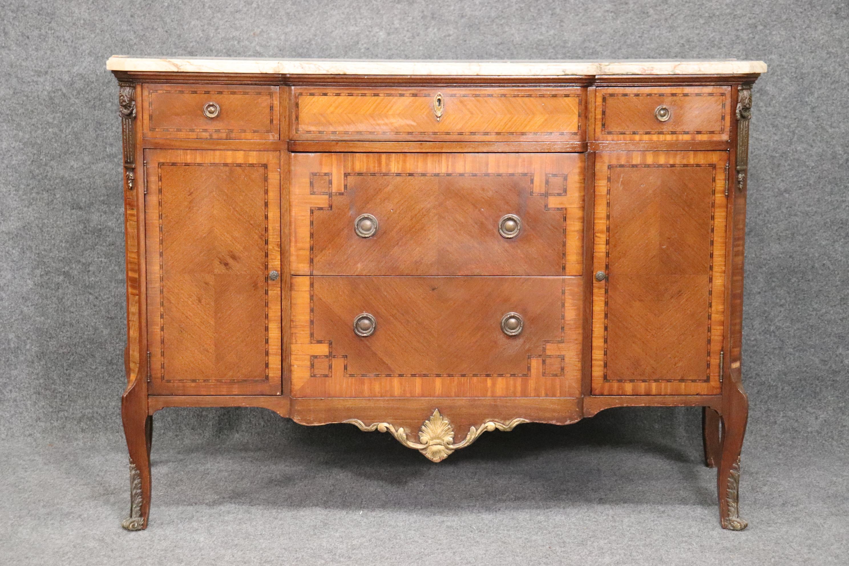 French Louis XV Marble Top Bronze Mounted Commode circa 1920s In Good Condition In Swedesboro, NJ
