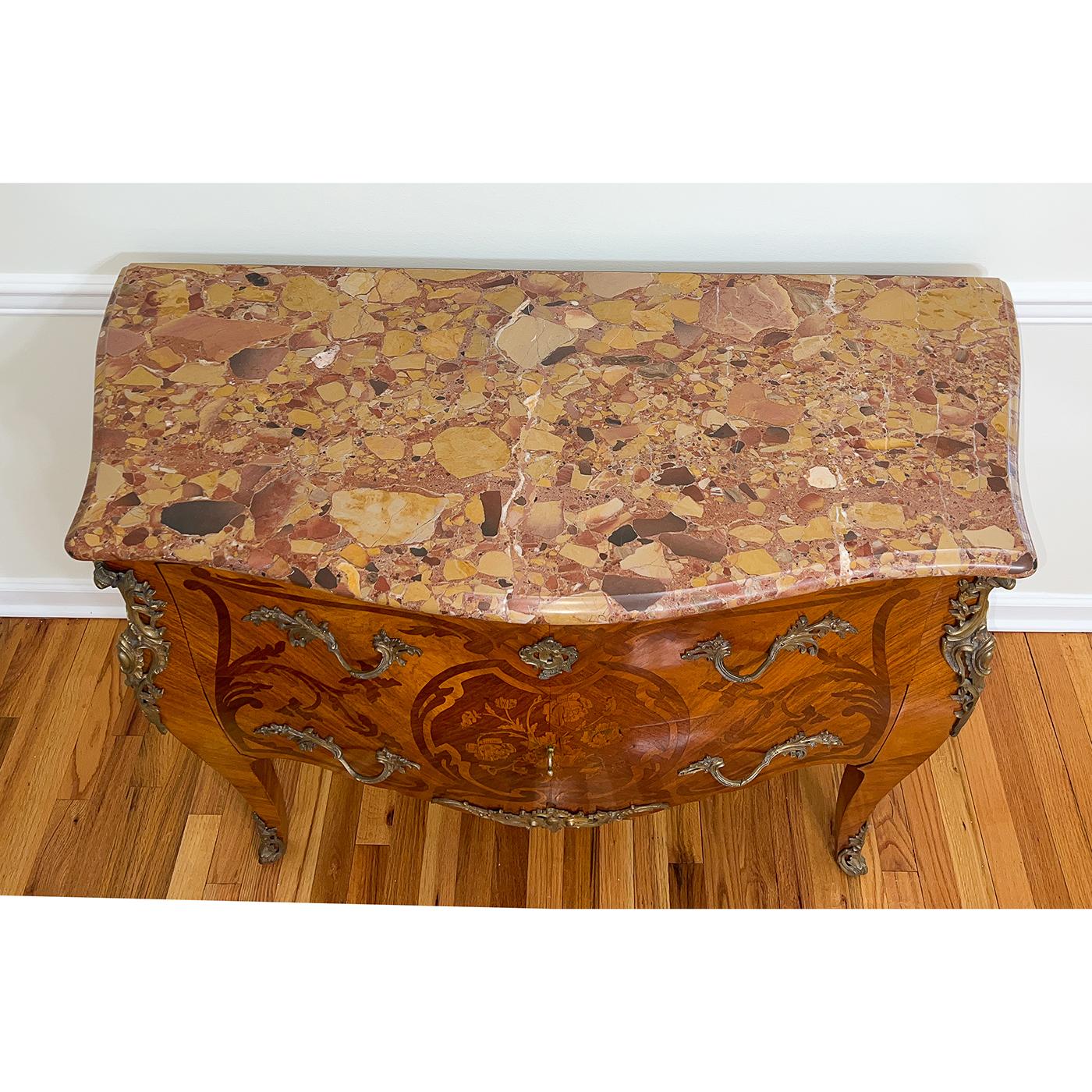 French Louis XV Marble Top Commode In Good Condition For Sale In Westwood, NJ