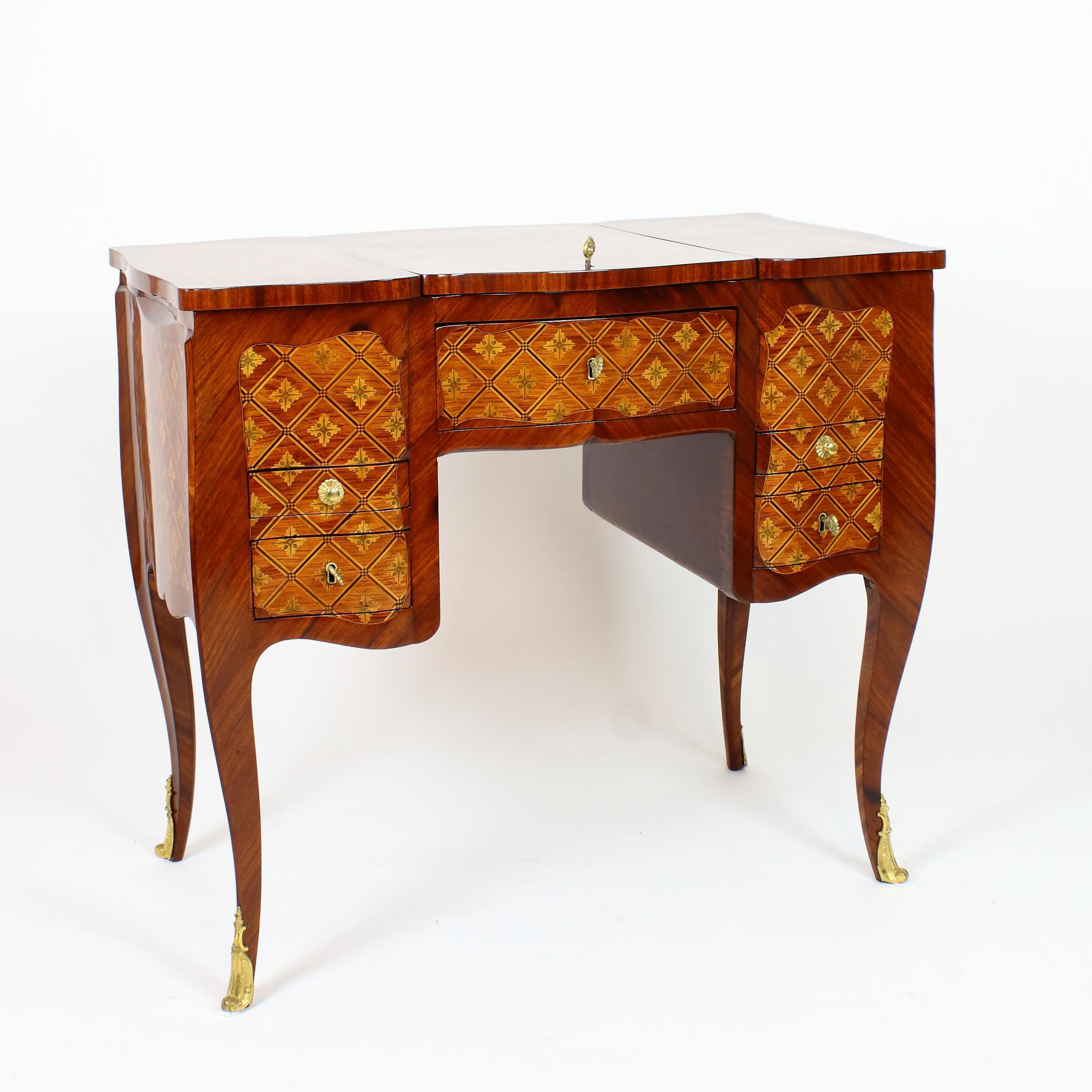 Excellent French Louis XV Marquetry Dressing Table, so-called 