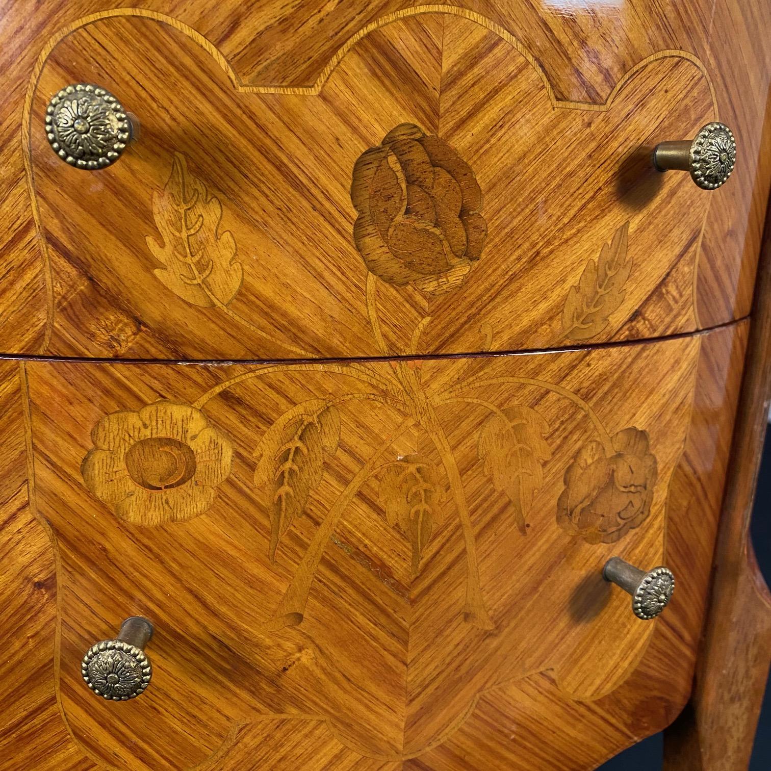 Marqueterie Comodini d'epoca intarsiati francesi Luigi XV in vendita