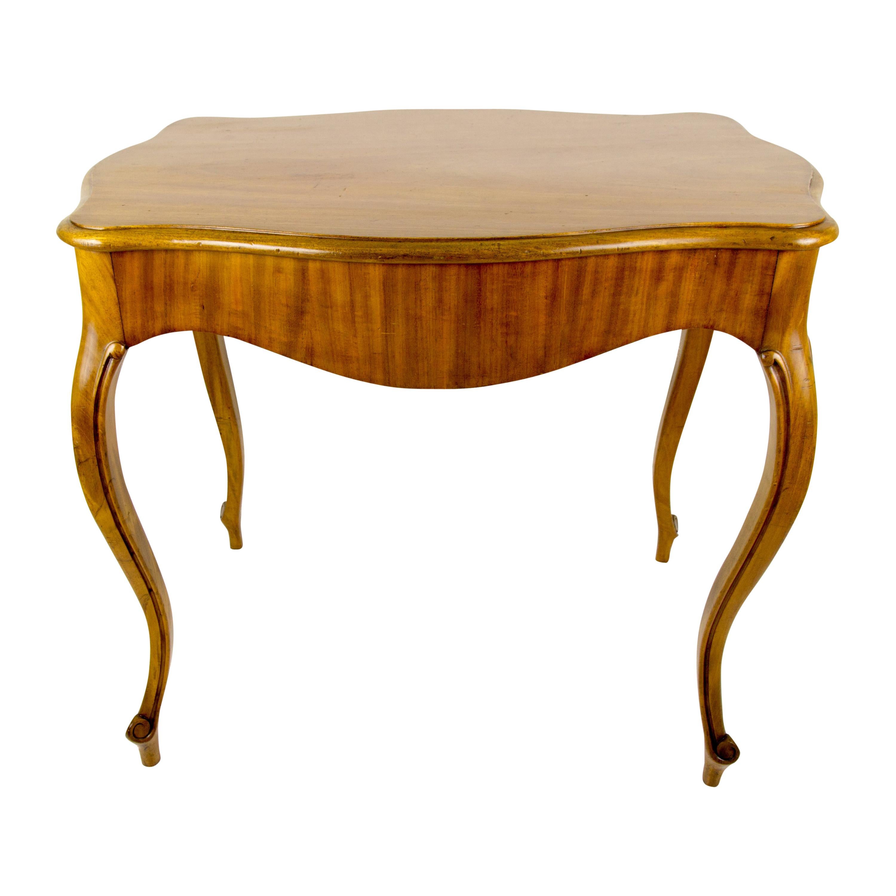 French Louis XV or Rococo Style Light Brown Walnut Wood Table, circa 1930s For Sale