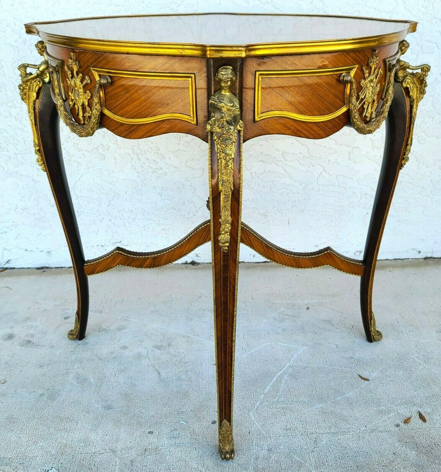 French Louis XV Ormolu & Marquetry Occasional Accent Table In Good Condition In Lake Worth, FL