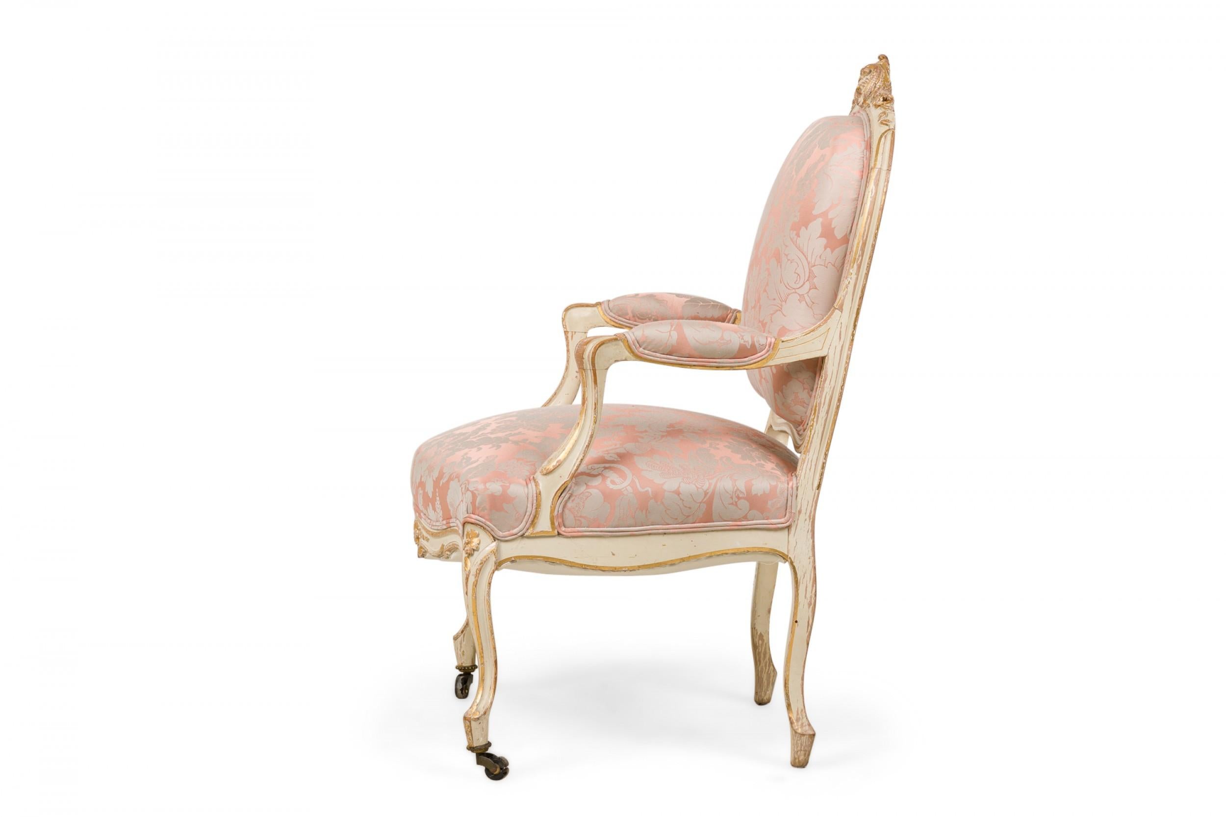 French Louis XV Painted 5-Piece Living Room Set For Sale 4