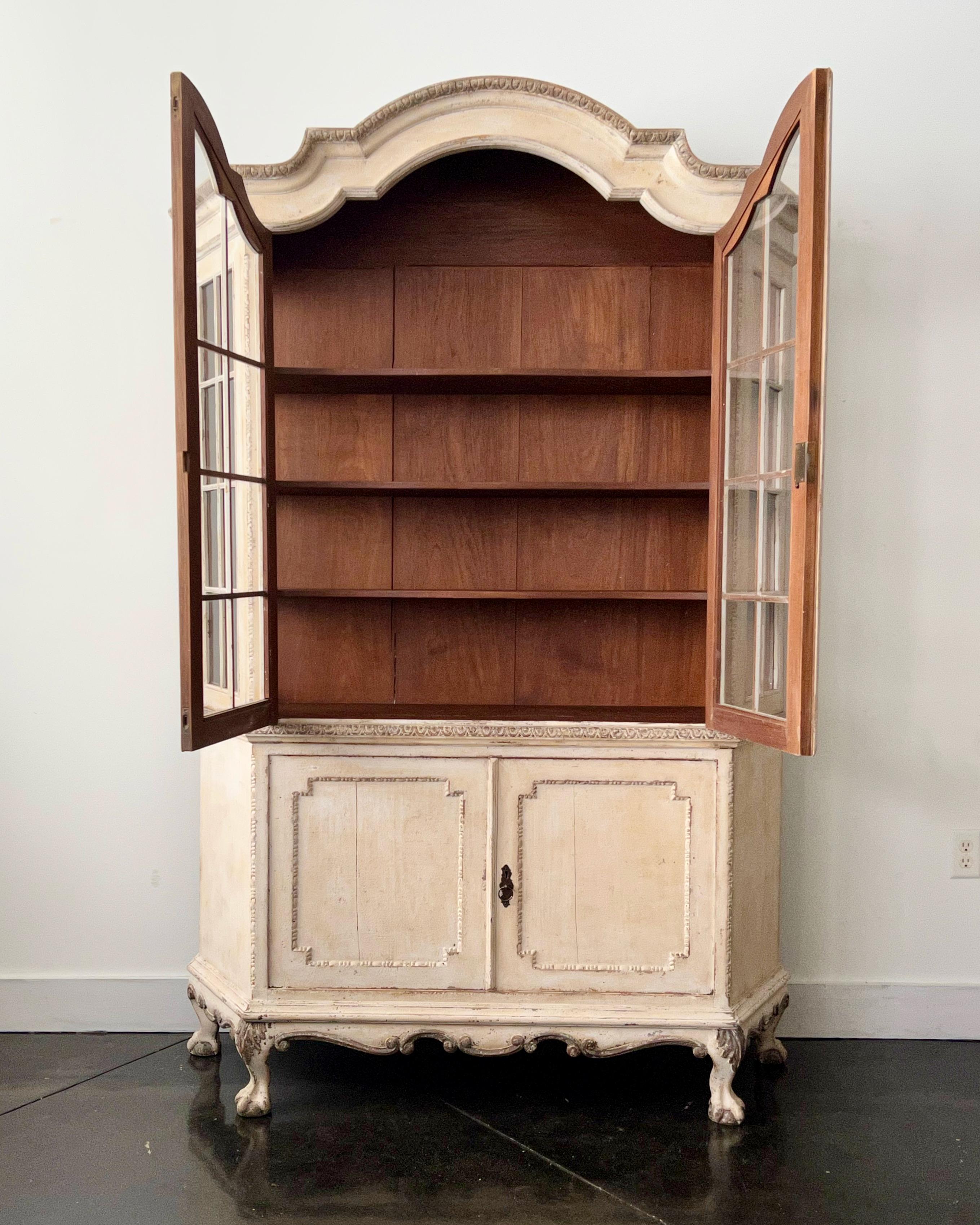 Bronze French Louis XV Painted Display Cabinet For Sale