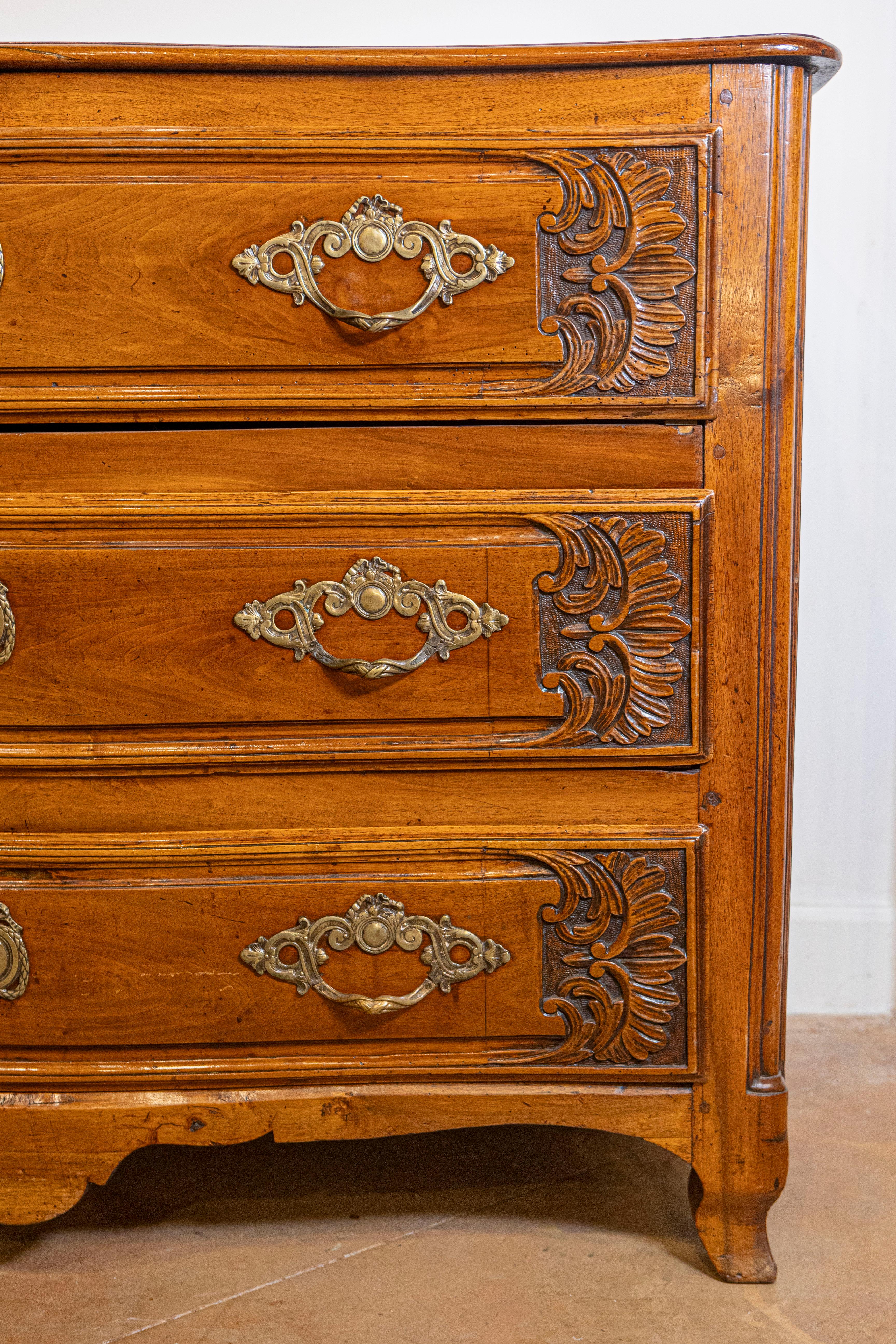 18th Century French Louis XV Period 1730s Walnut Three-Drawer Commode from Lyon with Foliage For Sale