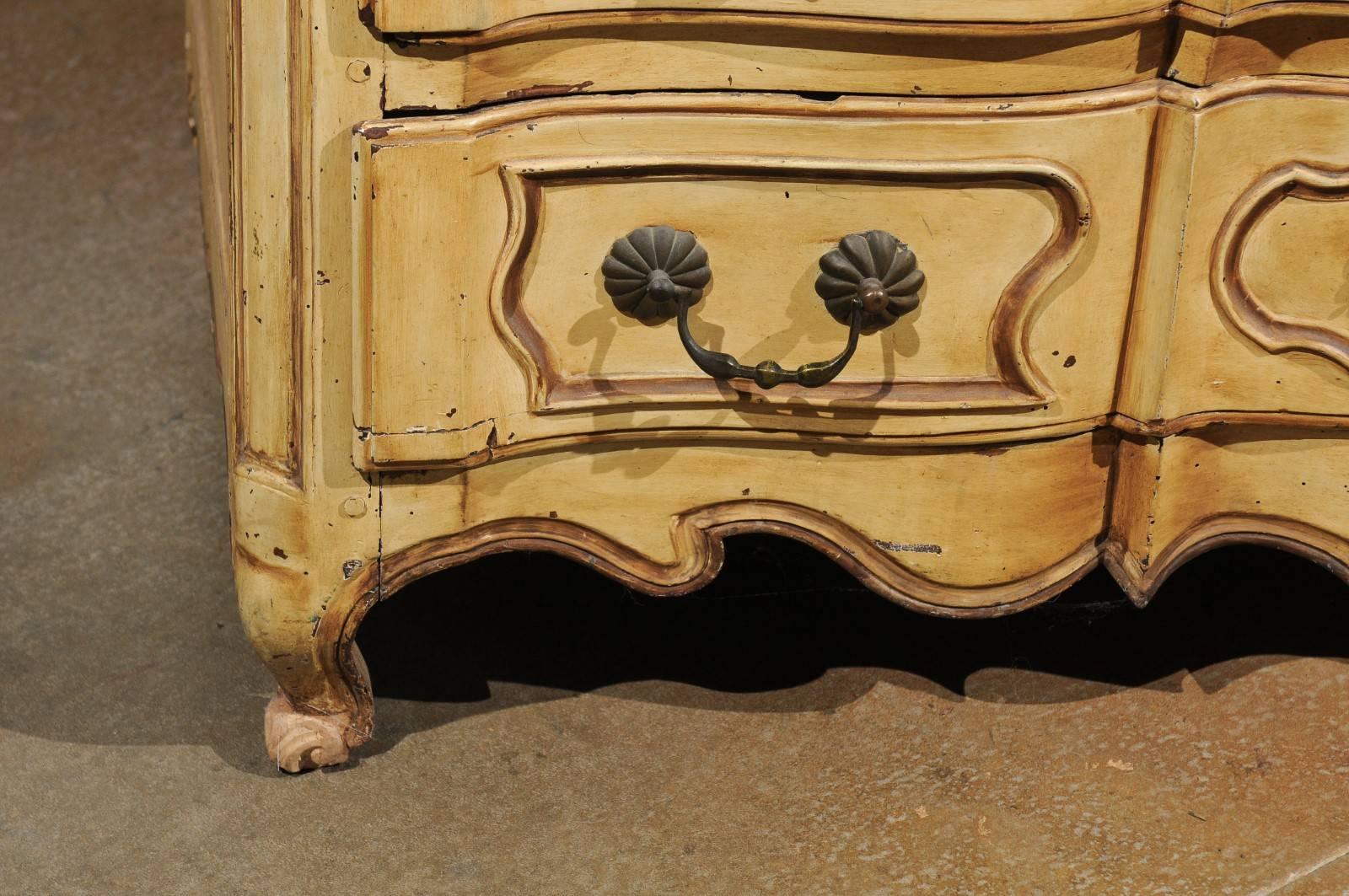French Louis XV Period 1740s Commode en Arbalète with Original Painted Finish 5
