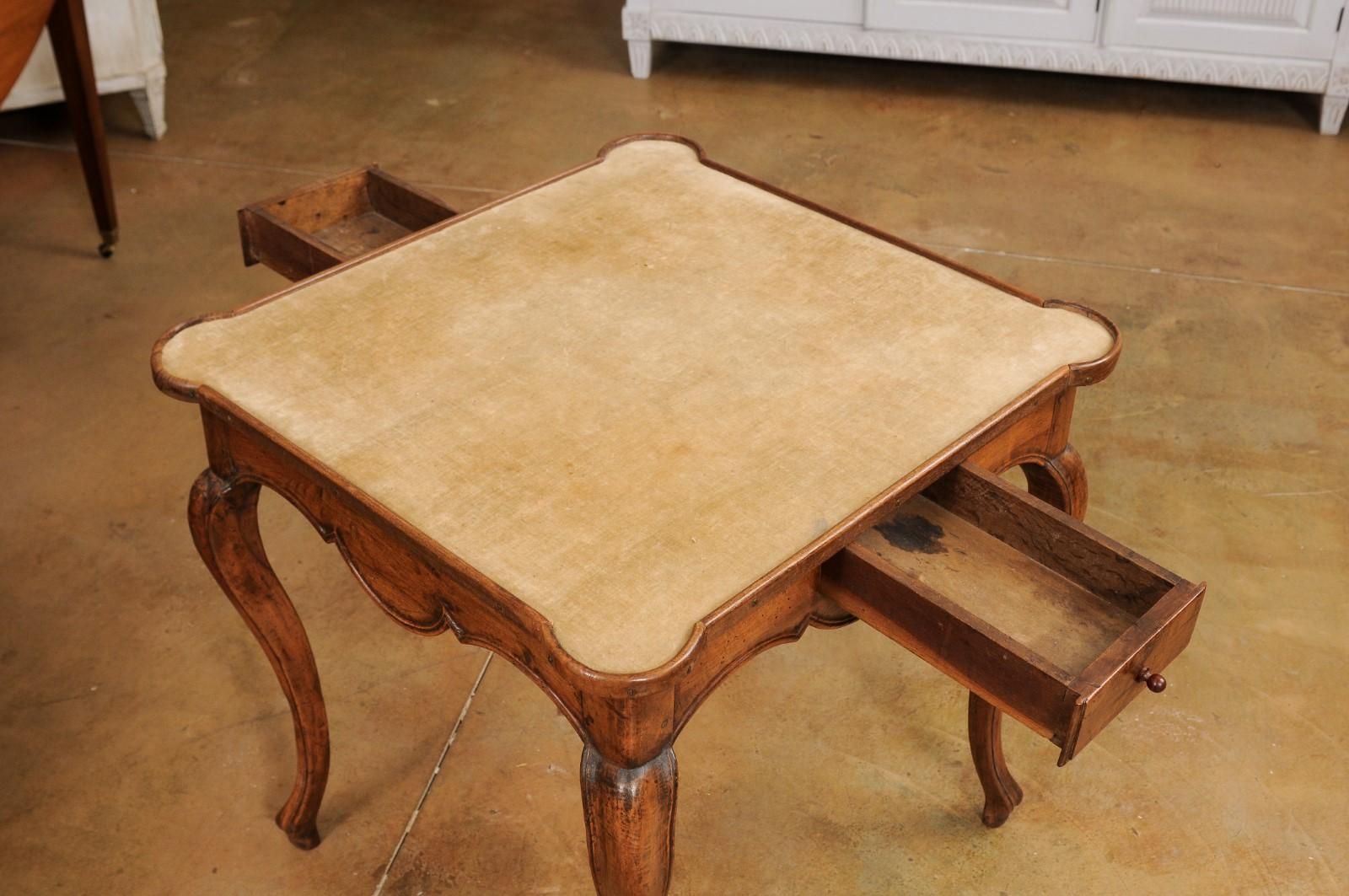 French Louis XV Period 1750s Walnut Game Table with Beige Velvet Fabric For Sale 3