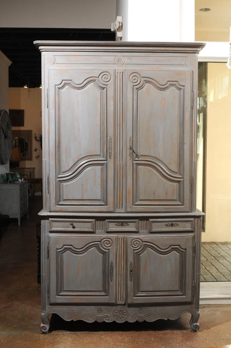 French Louis XV Period 18th Century Painted Buffet à Deux-Corps with Scrolls In Good Condition For Sale In Atlanta, GA