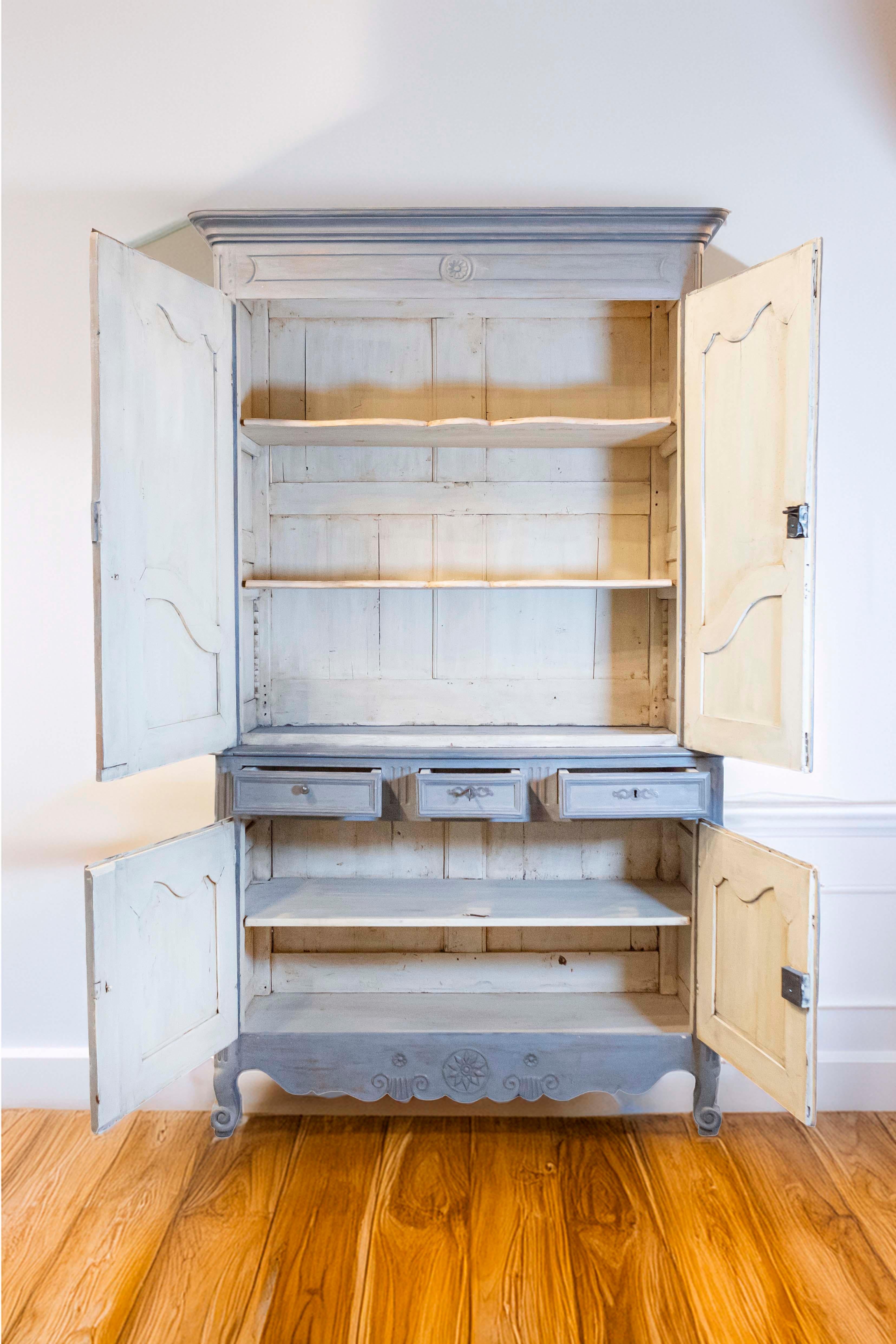 French Louis XV Period 18th Century Painted Buffet à Deux-Corps with Scrolls In Good Condition In Atlanta, GA