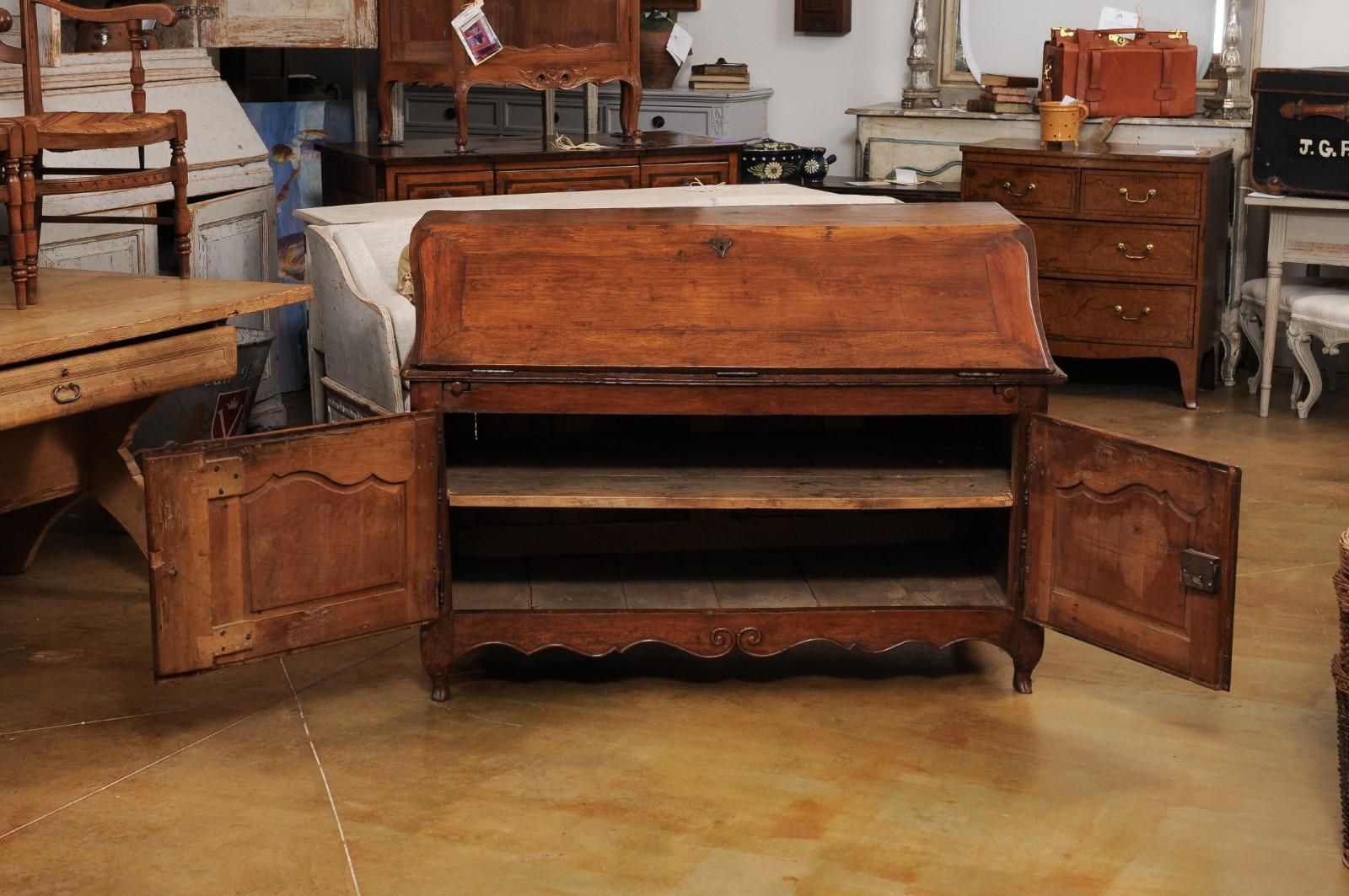 French Louis XV Period 18th Century Walnut Slant Front Secretary and Buffet For Sale 7