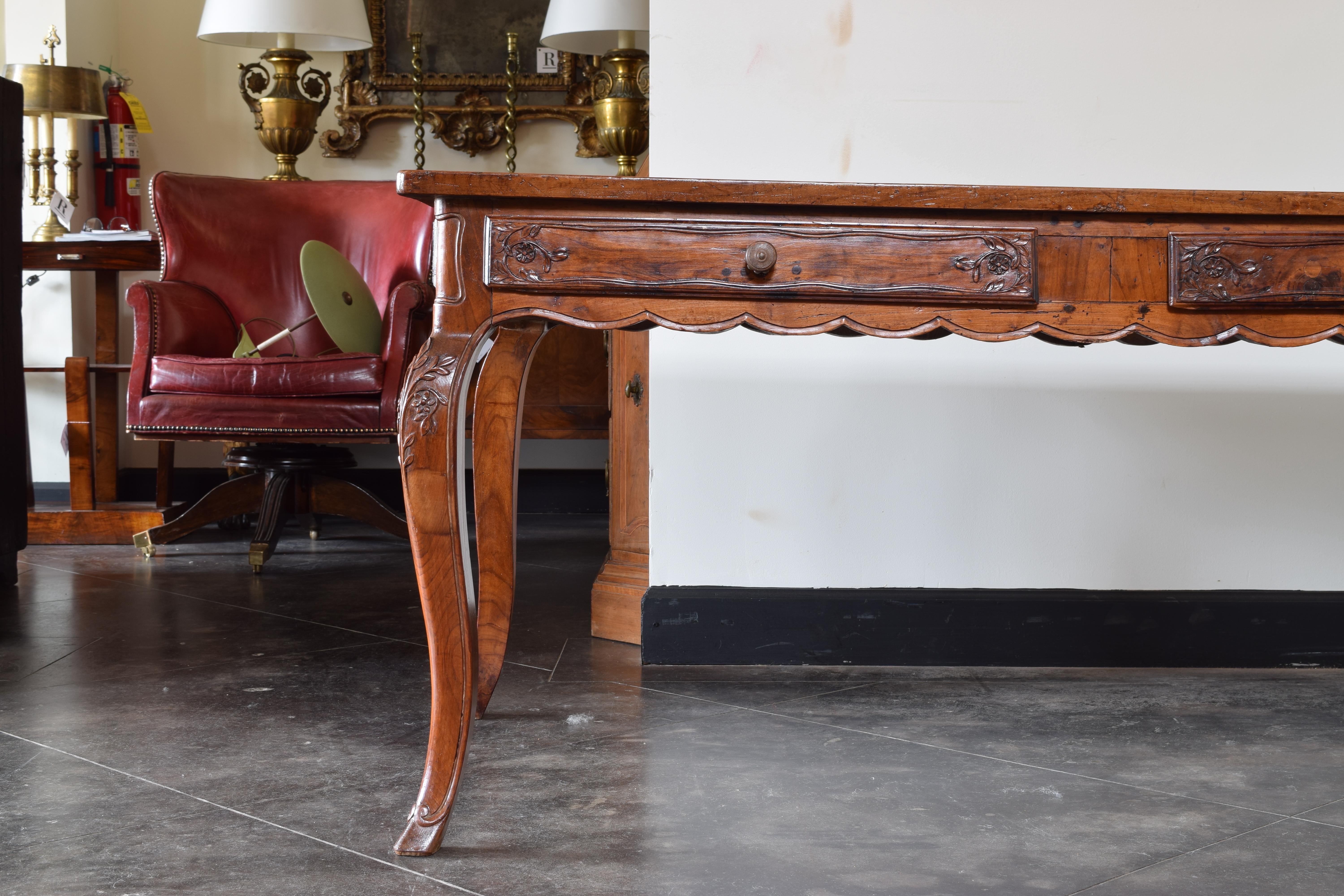 French, Louis XV Period, Carved Walnut 3-Drawer Kitchen/Center Table, mid 18thc For Sale 2
