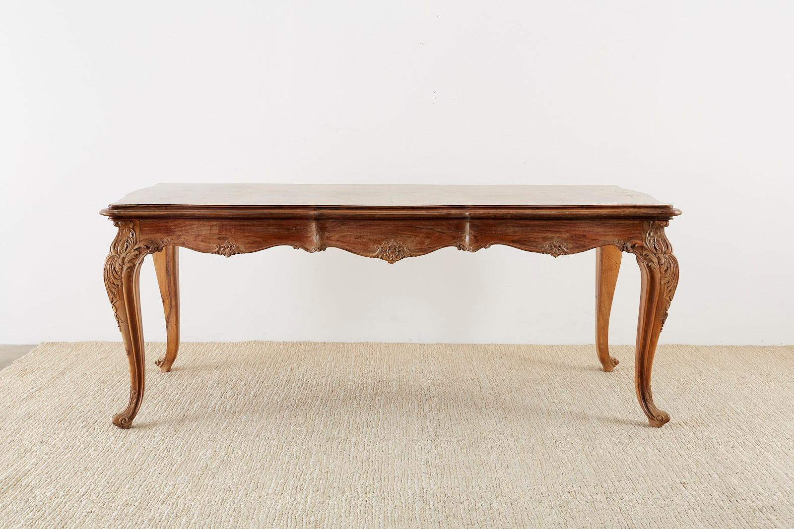 French Louis XV Period Circassian Walnut Burl Dining Table In Good Condition In Rio Vista, CA