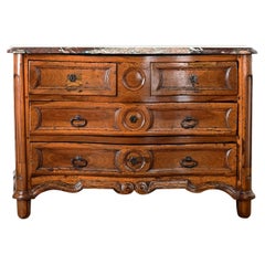 Commodes and Chests of Drawers