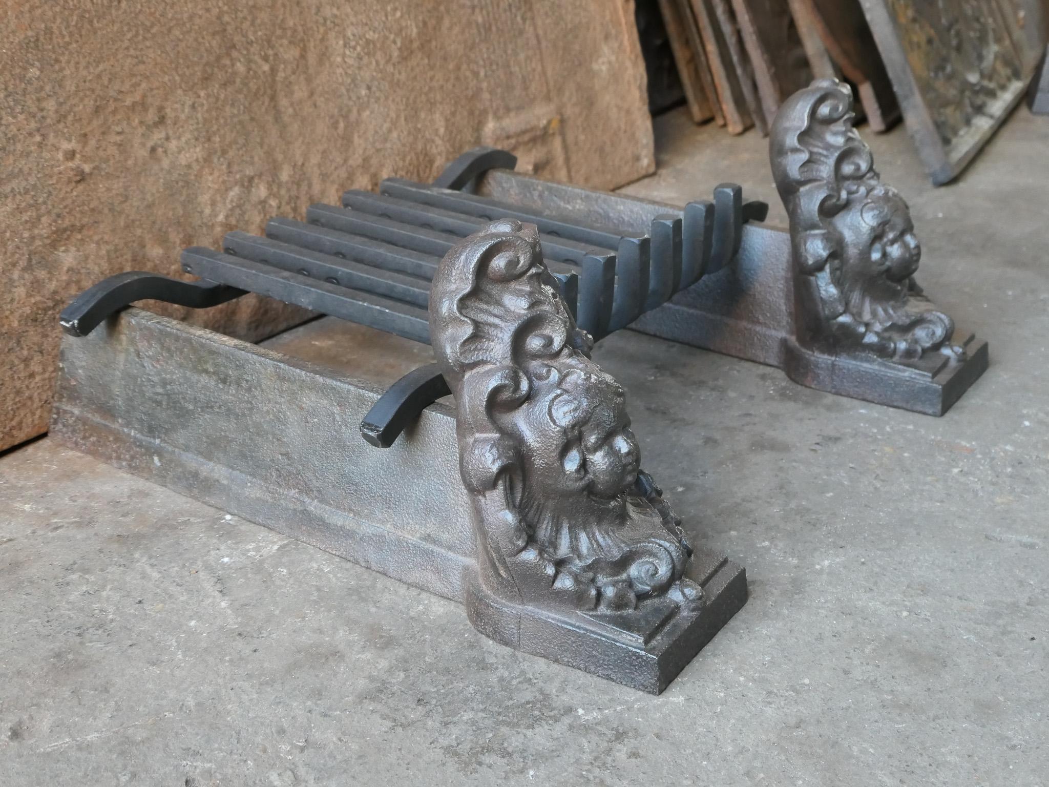 French Louis XV Period Fireplace Grate or Fire Basket, 18th Century For Sale 5