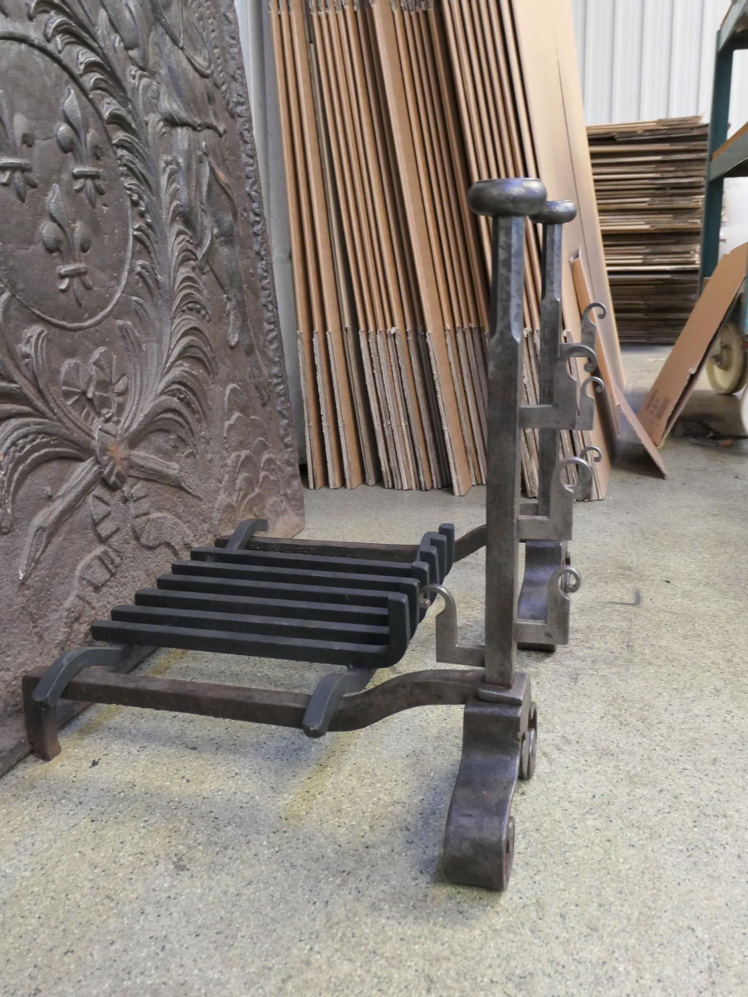 Grille de cheminée ou panier à feu d'époque Louis XV, 18ème siècle en vente 6