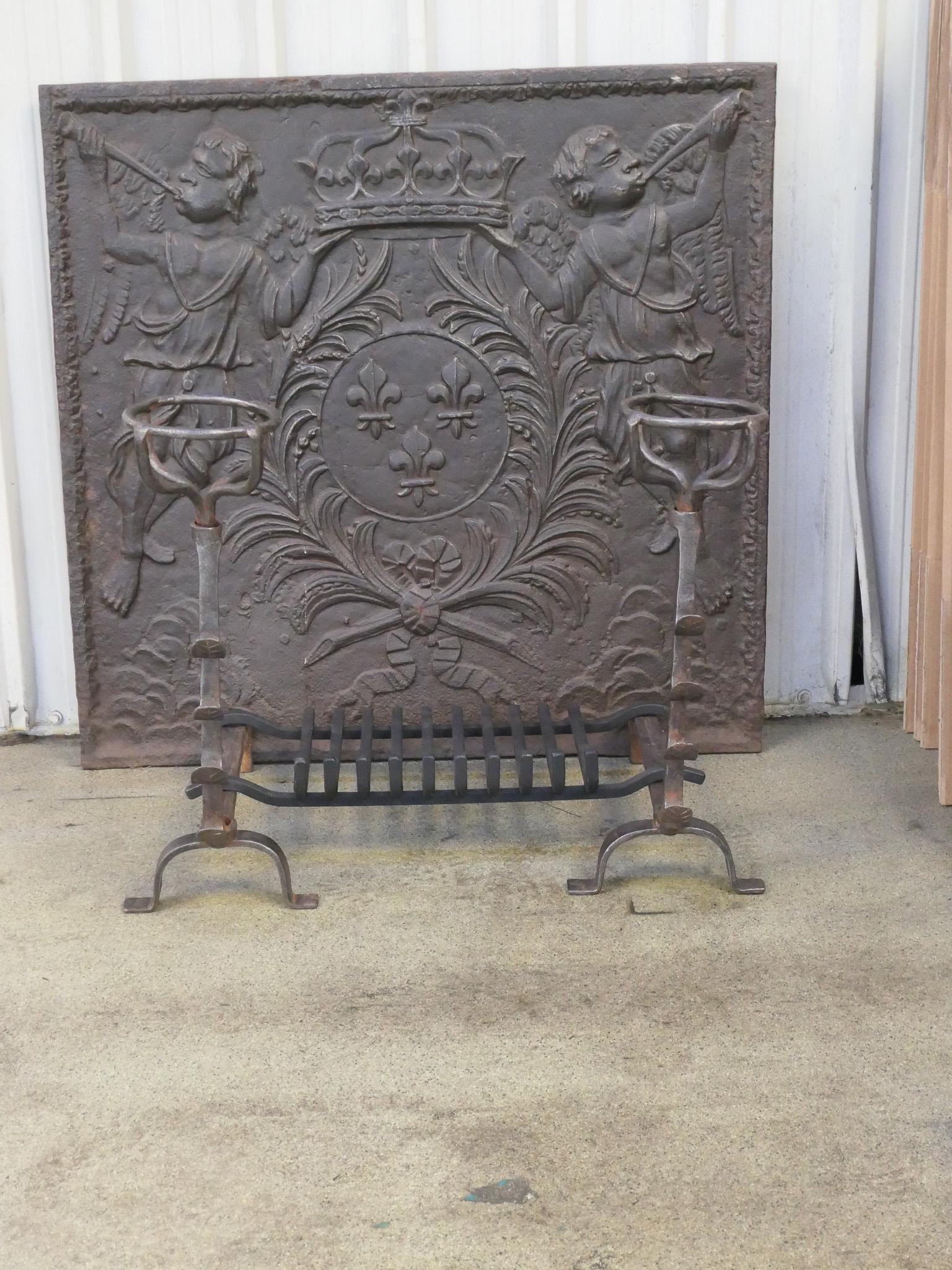Französischer Kaminrost oder Kaminkorb aus der Louis-XV-Periode, 18. Jahrhundert (Louis XV.) im Angebot