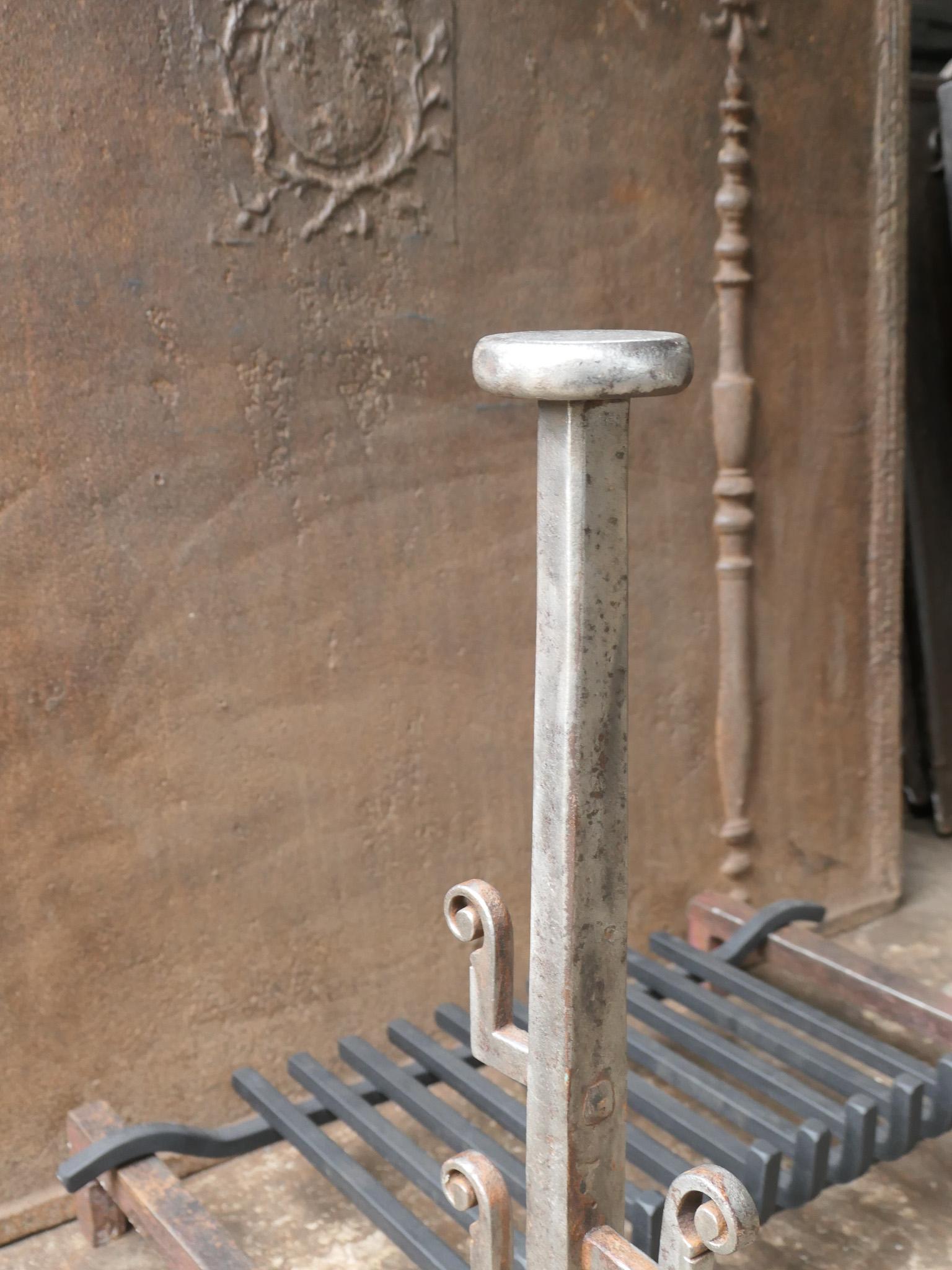 Grille de cheminée ou panier à feu d'époque Louis XV, 18ème siècle en vente 1