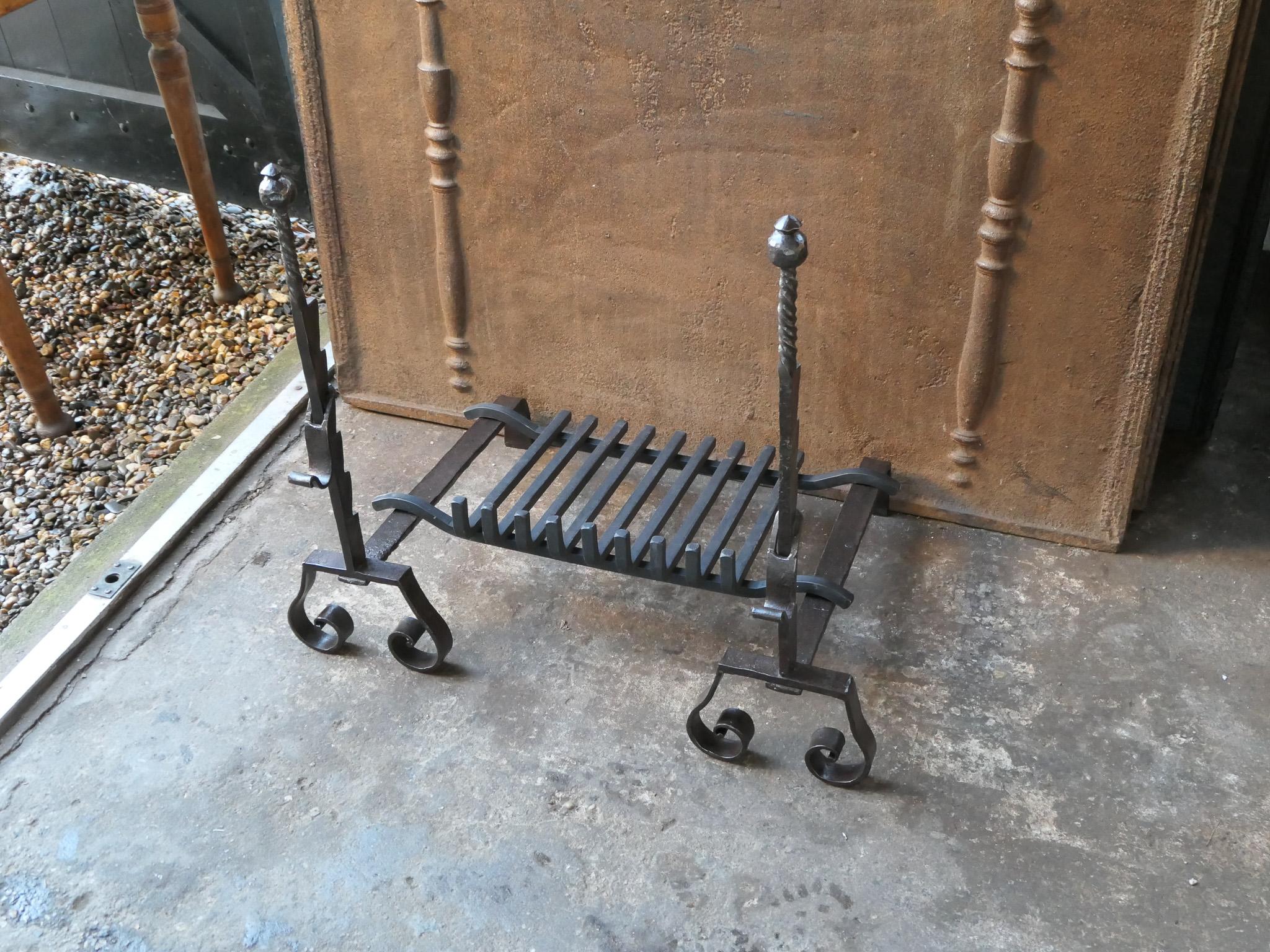 French Louis XV Period Fireplace Grate or Fire Basket, 18th Century For Sale 3