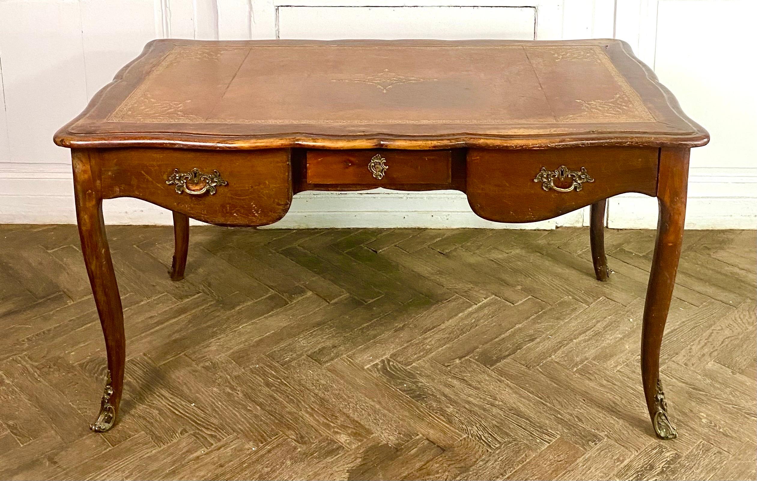 French Louis XV Period Flat Desk with 3 Drawers & Bronze Fittings - France 18th 9