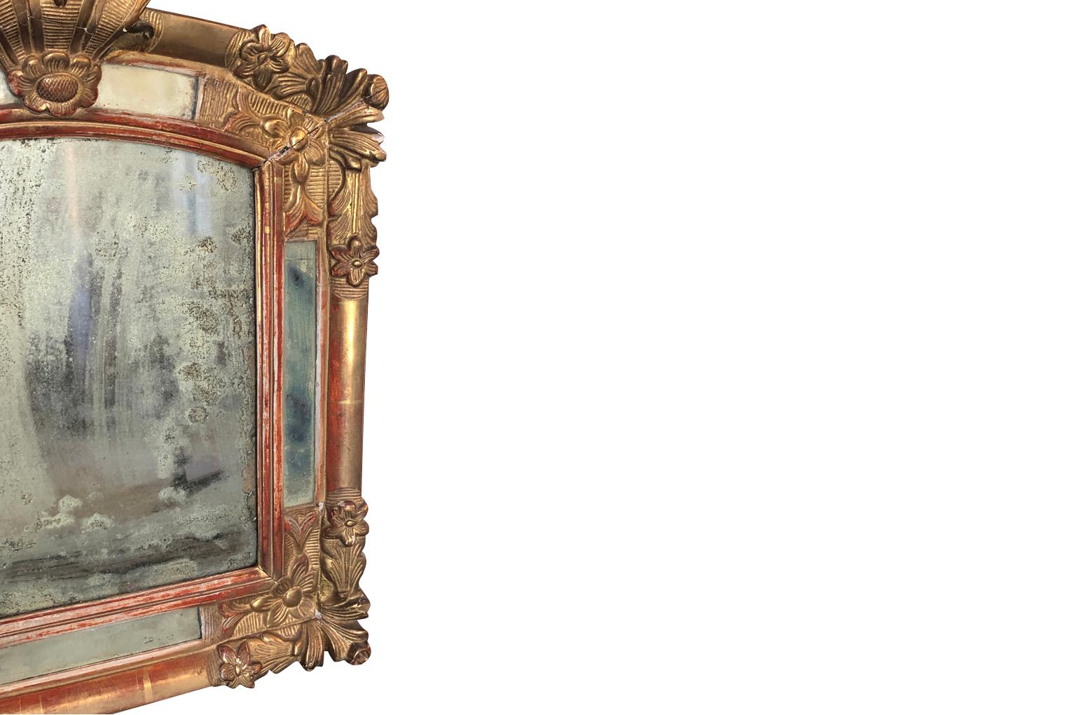 French Louis XV Period Giltwood Mirror For Sale 1